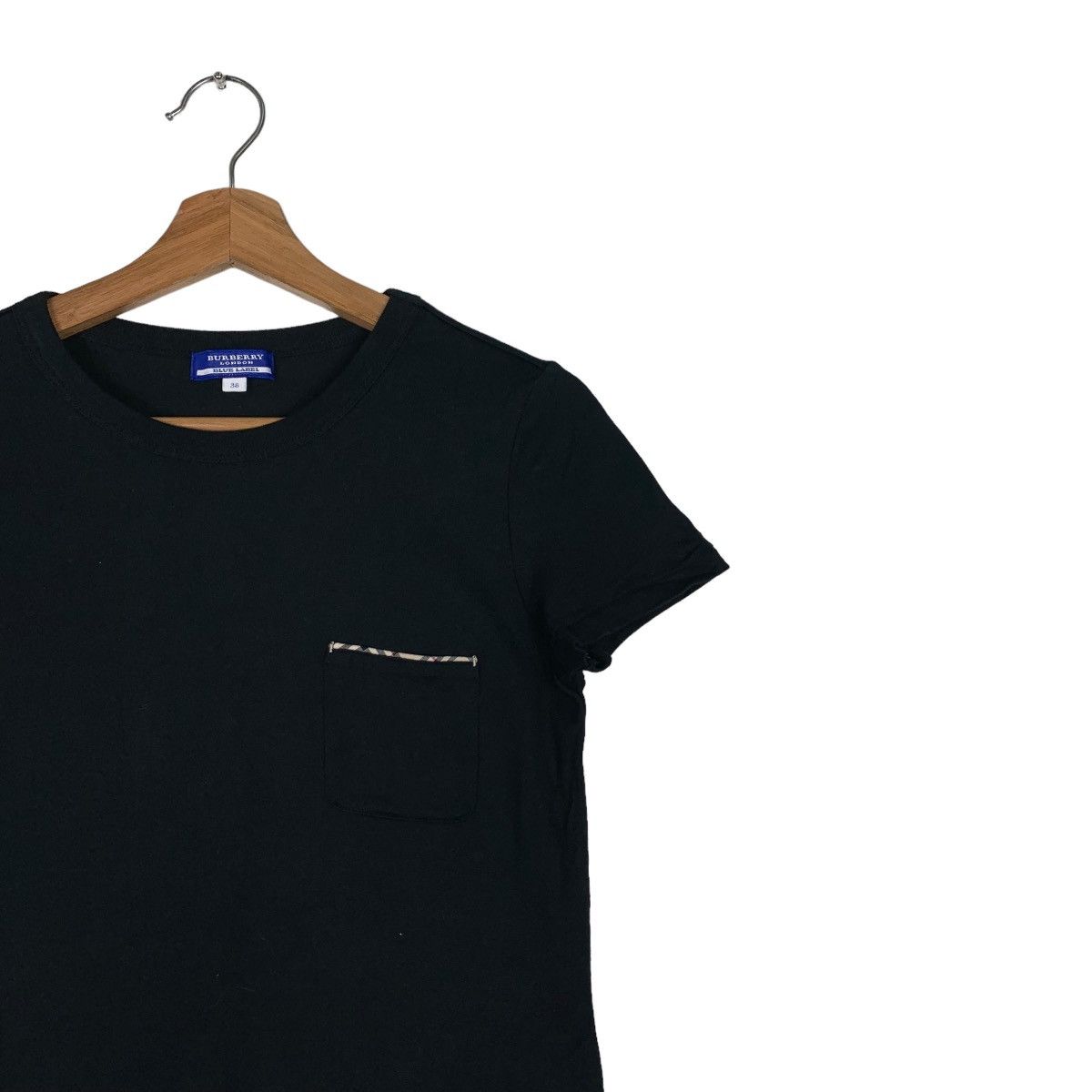 Burberry BURBERRY LONDON BLUE LABEL SINGLE POCKET TEES #0211-C10 Size S / US 4 / IT 40 - 6 Thumbnail