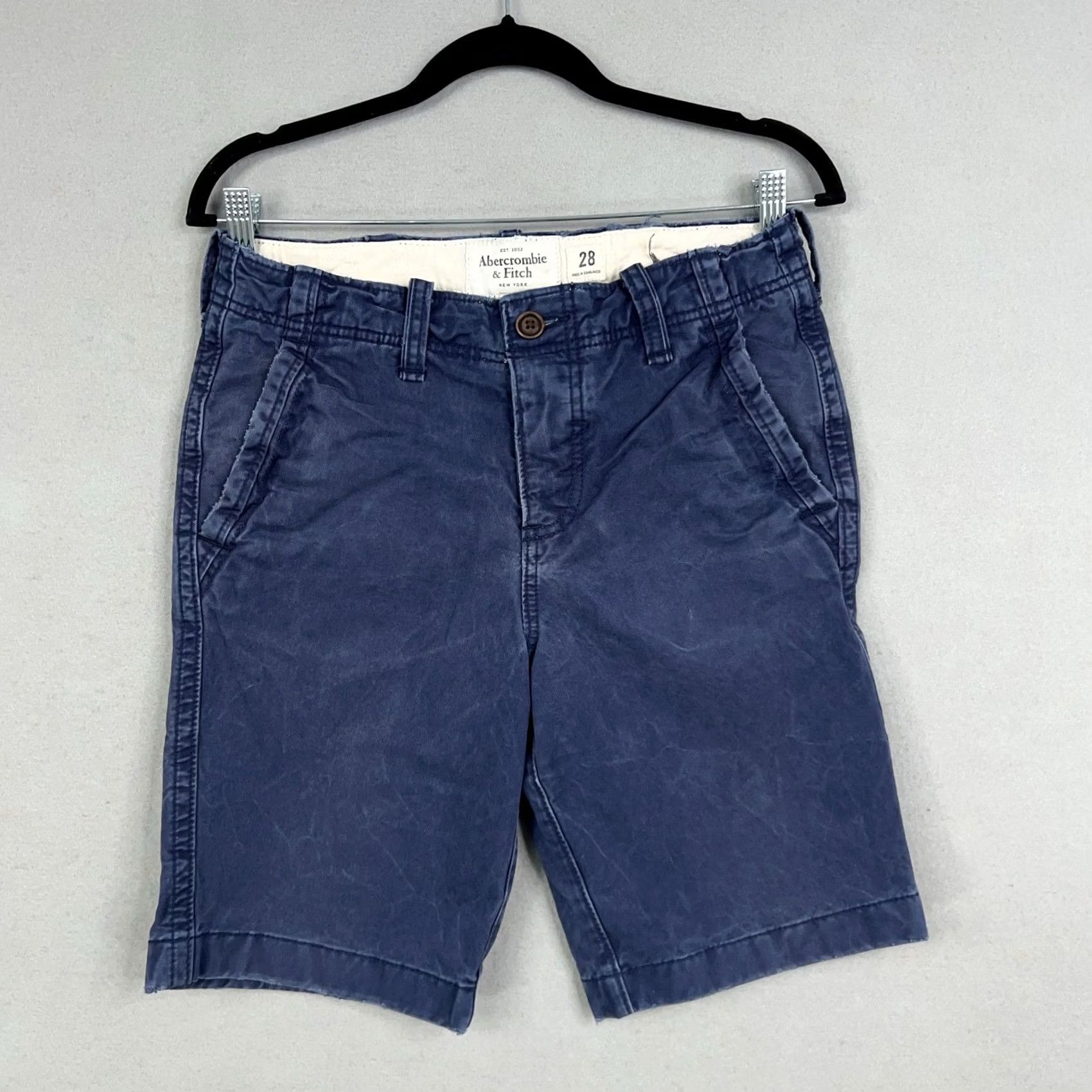 Abercrombie & Fitch Abercrombie & Fitch Shorts Mens 28 Blue Faded Classic Chino Button Fly Preppy Y2K Size US 28 / EU 44 - 2 Thumbnail