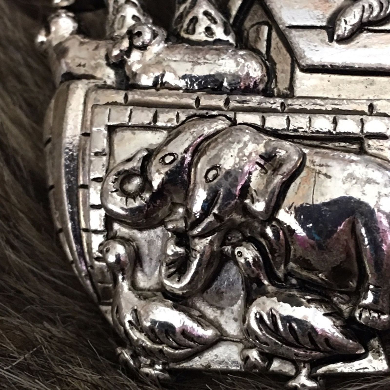 Vintage Vintage silver tone Noah’s ark pin brooch pendant Size ONE SIZE - 3 Thumbnail