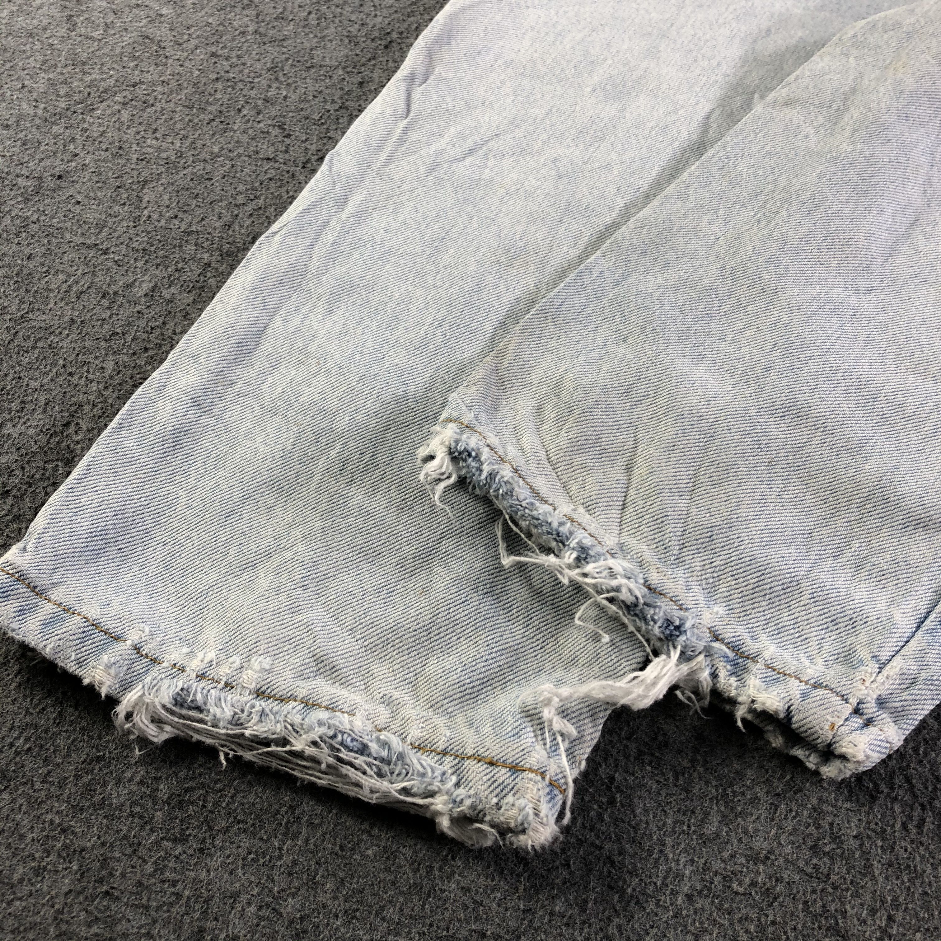 Levi's Vintage Light Wash Levis 550 Jeans-J4514 Size US 31 - 6 Thumbnail