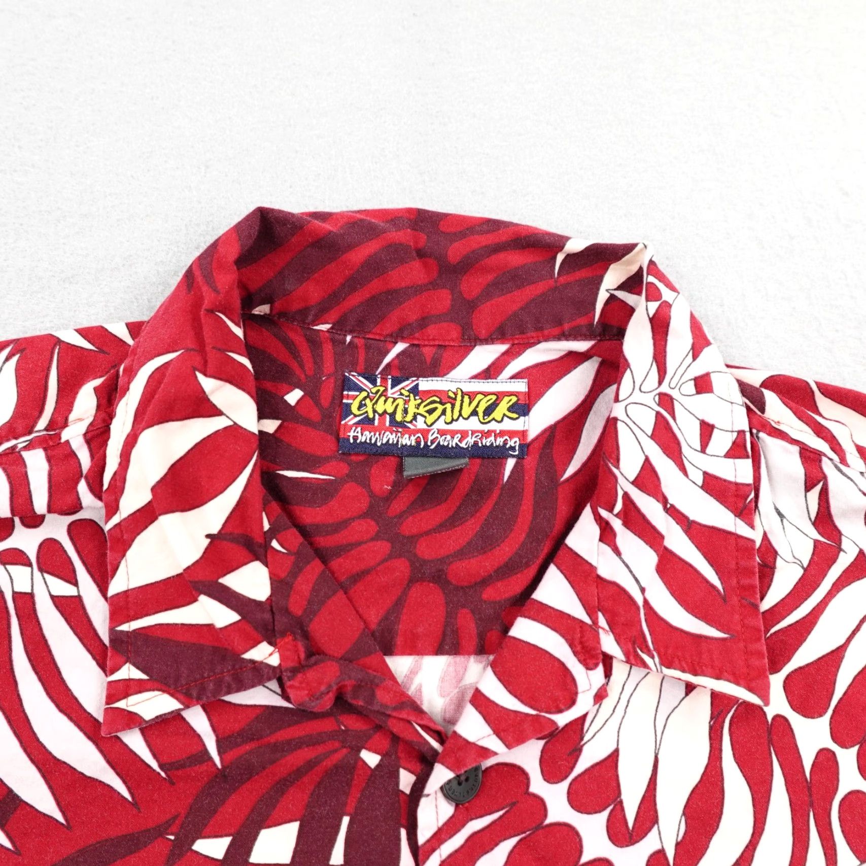 Quiksilver Quiksilver Hawaiian Shirt Mens Medium Red White Aloha Camp Button Up Surf Y2K Size US M / EU 48-50 / 2 - 2 Thumbnail