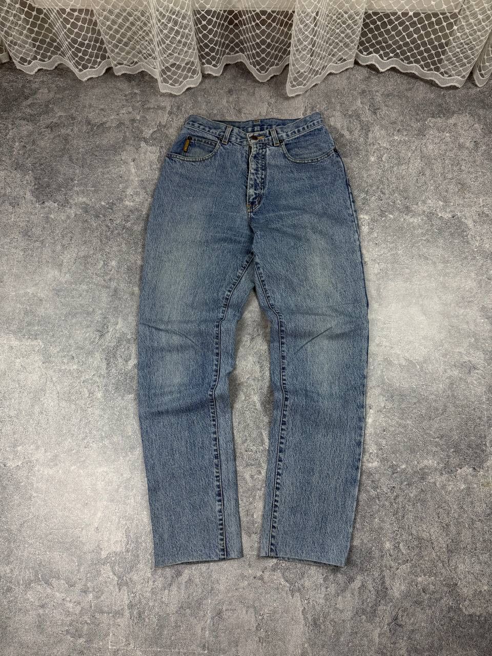 Armani Vintage 90's Armani Jeans Metal Logo Blue Denim Comfort fit Size US 29 - 1 Thumbnail