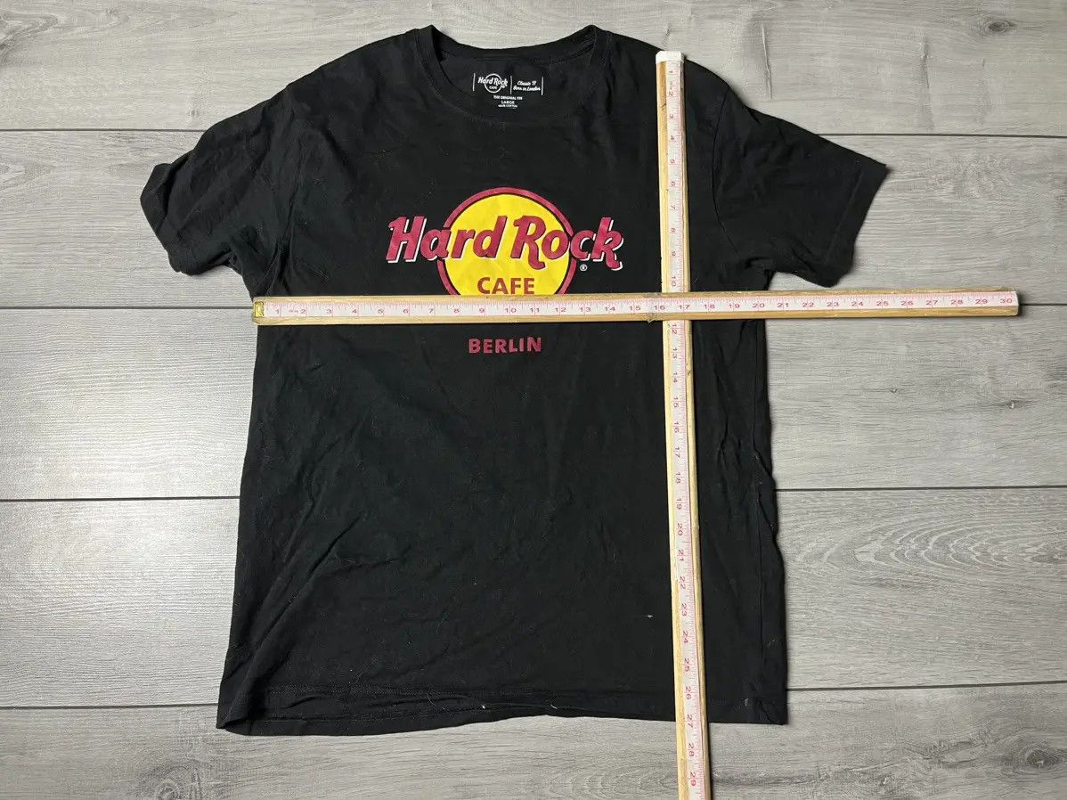 Hard Rock Cafe Hard rock cafe Tshirt berlin size Large Size US L / EU 52-54 / 3 - 5 Thumbnail
