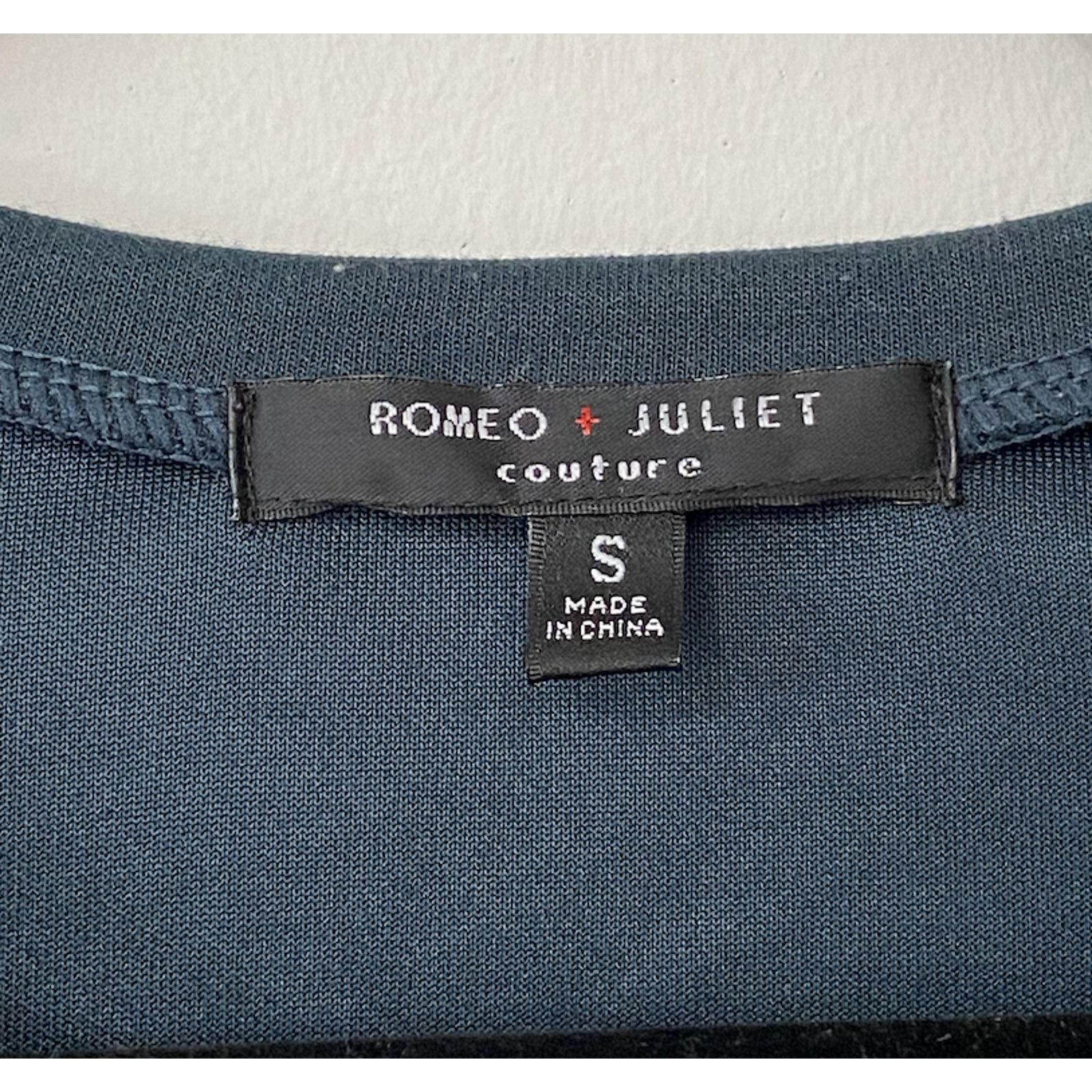Other Romeo & Juliet Green Ruffle Long Sleeve Round Neck Sweater S Size S / US 4 / IT 40 - 7 Thumbnail