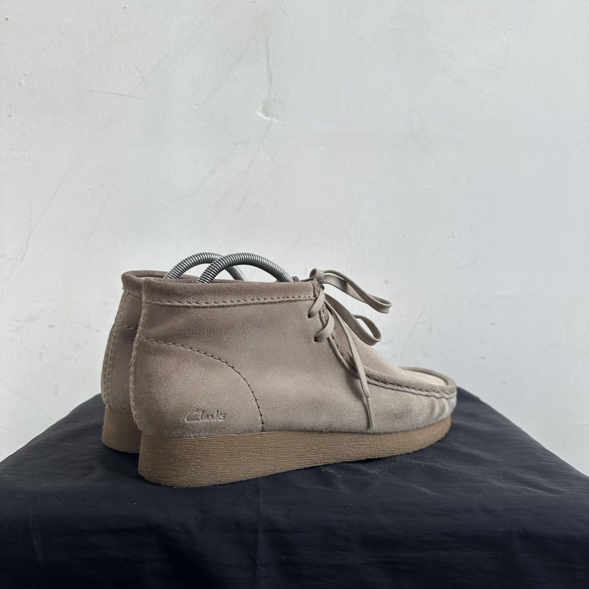 Clarks Clarks Wallabee Biege Suede Size US 7.5 / EU 40-41 - 7 Thumbnail