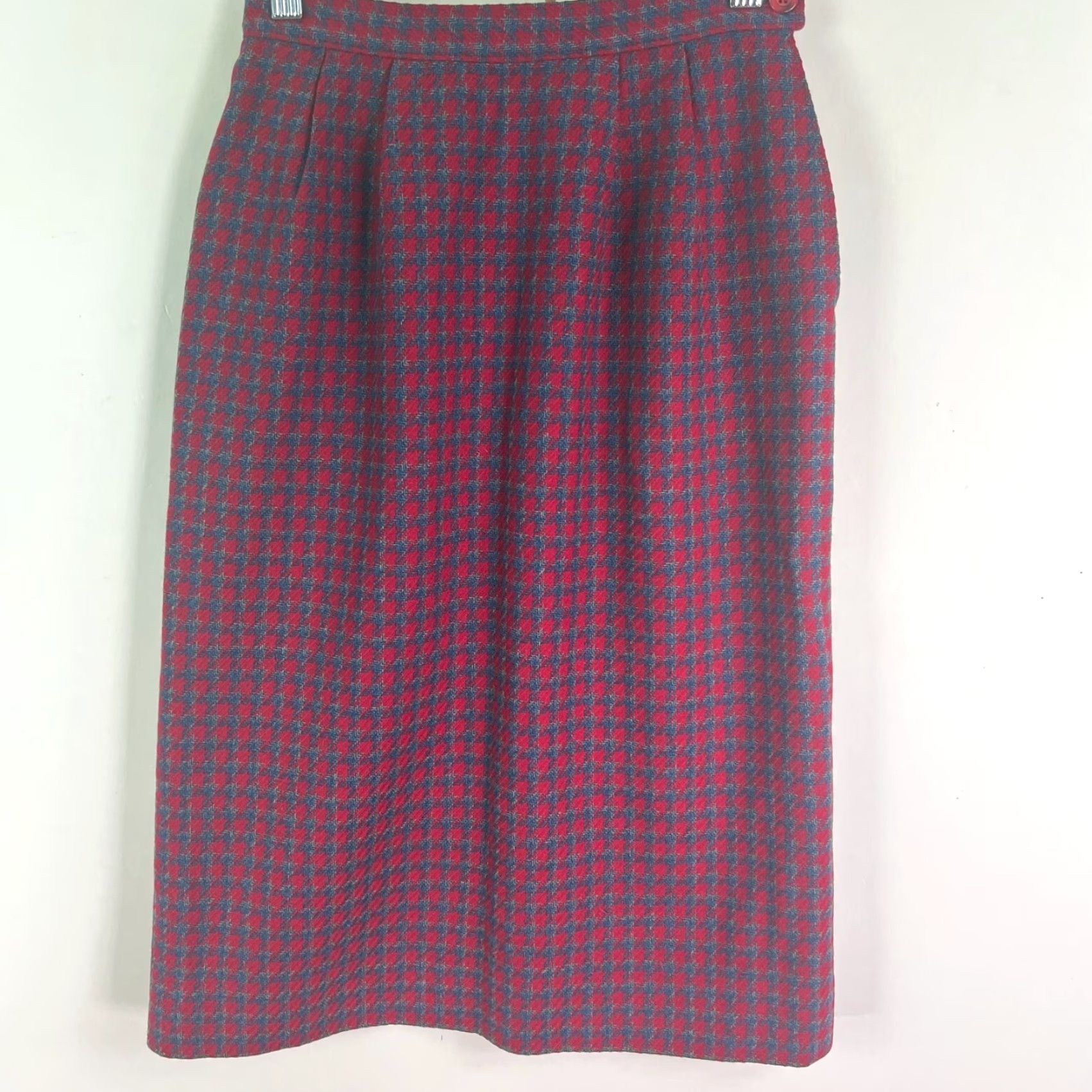 Pendleton VINTAGE Pendleton Wool Plaid A-Line Skirt Womens 4P Knee Length Red Blue 80s 90s Preppy Dry Clean Only Size 27" / US 4 / IT 40 - 3 Thumbnail