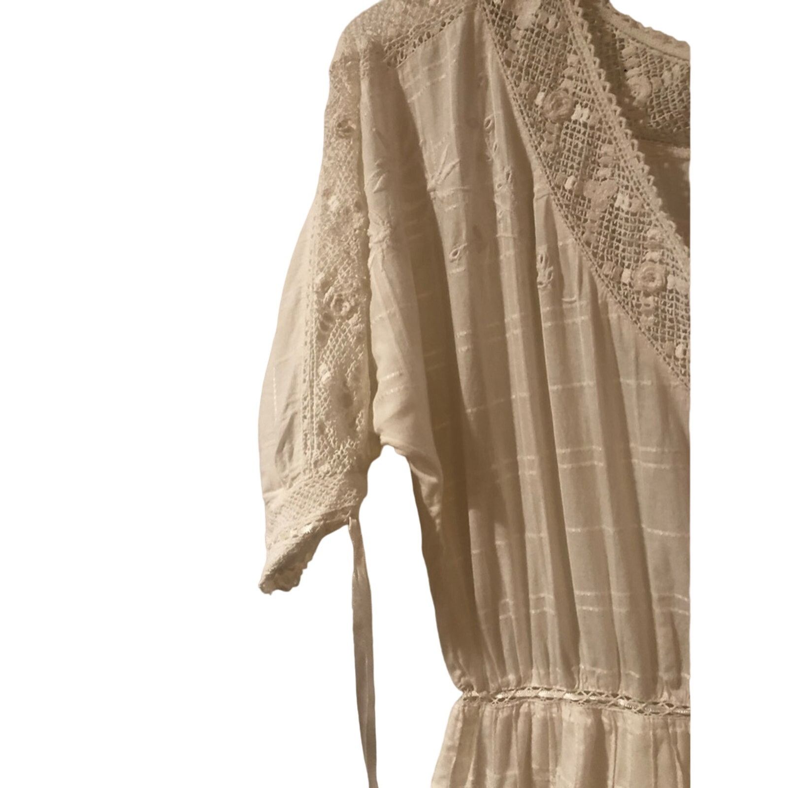 LoveShackFancy Love shack fancy white lace embroidered dress. Size XS / US 0-2 / IT 36-38 - 10 Thumbnail