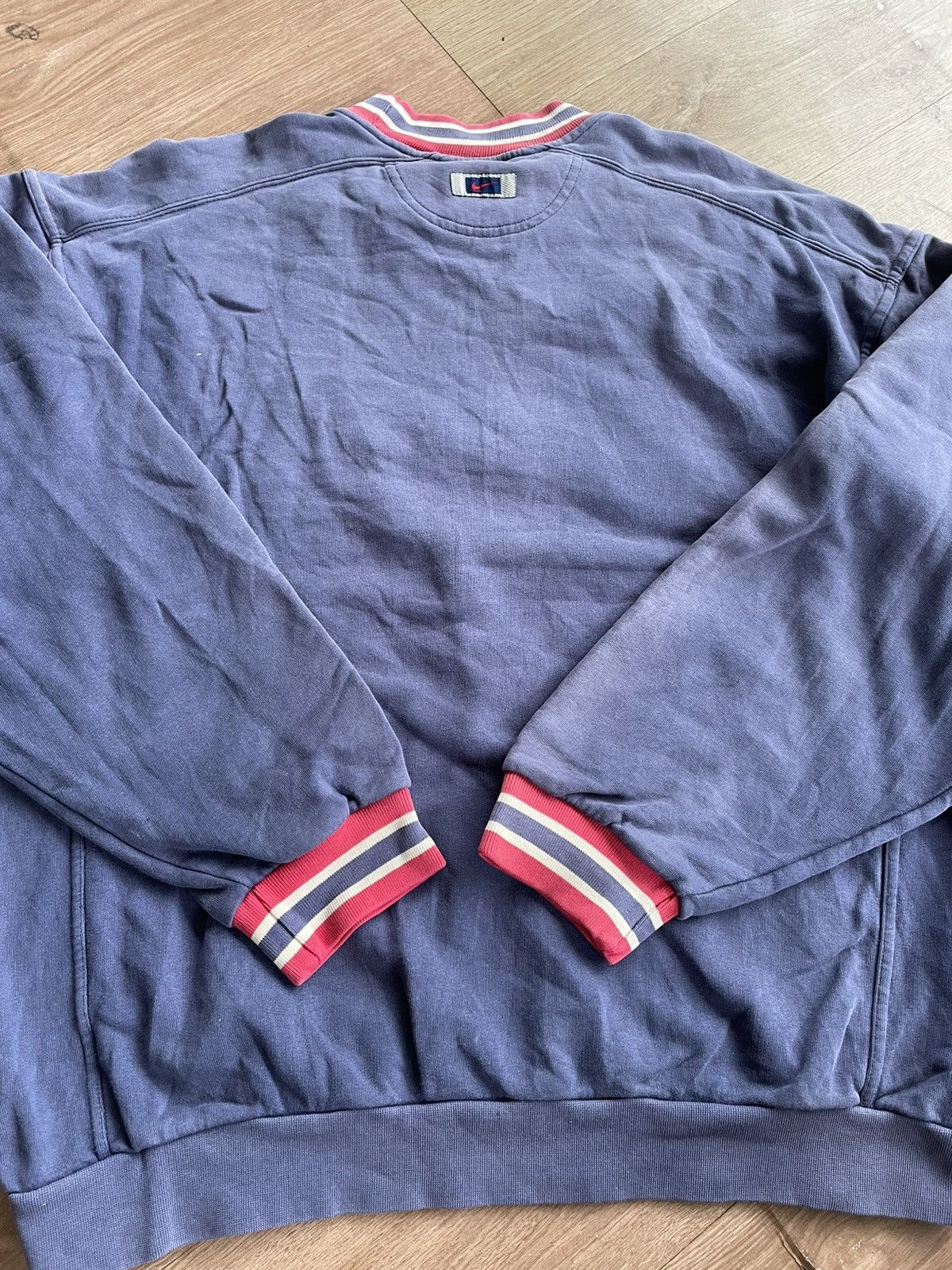 Nike Vintage nike big logo sweatshirt Size US L / EU 52-54 / 3 - 6 Thumbnail