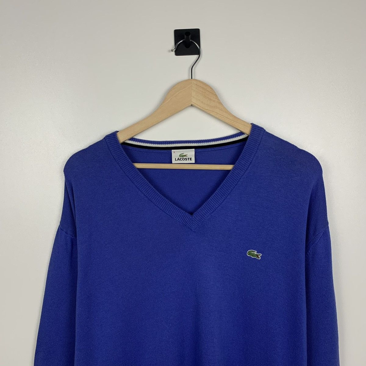 Lacoste Vintage Lacoste V-Neck Sweater luxury casual designer 90s Size US XL / EU 56 / 4 - 2 Thumbnail