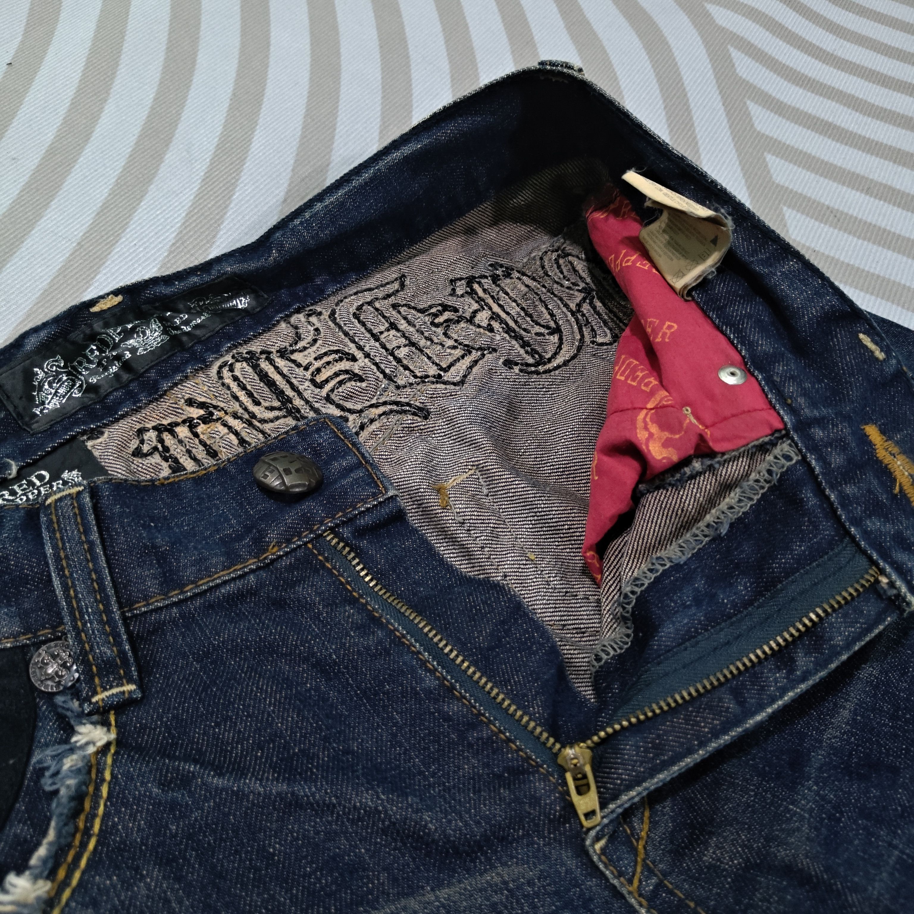 Hysteric Glamour FLARE RED PEPPER JEANS japanese tribe embroidery back gothic Size US 30 / EU 46 - 11 Thumbnail