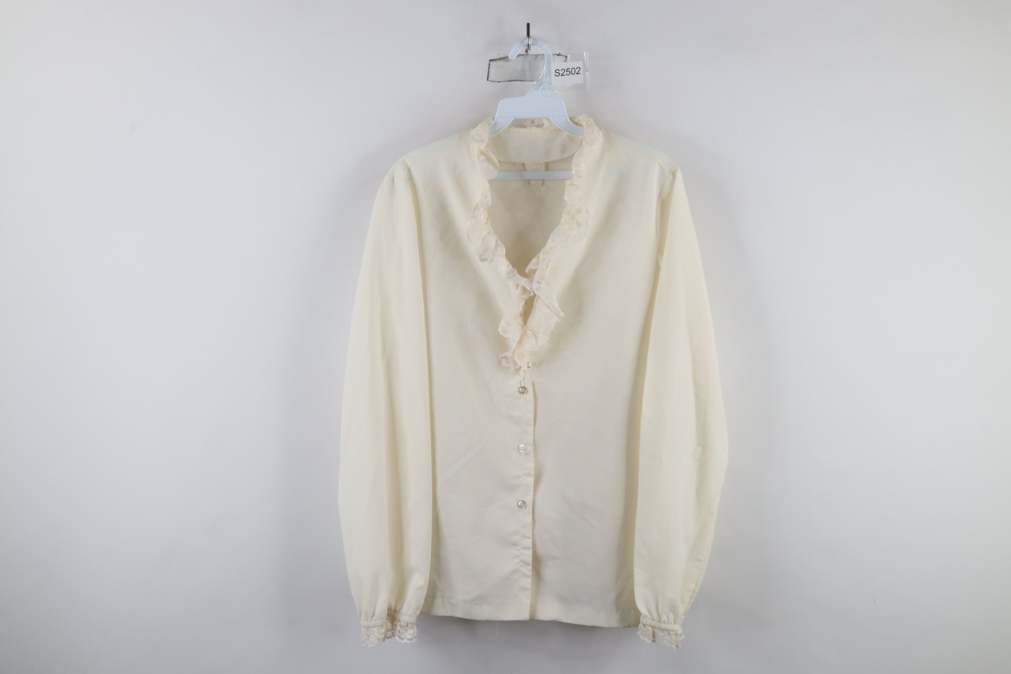 Vintage Vintage 70s Streetwear Flower Lace Button Shirt Blouse USA Size XXL / US 16-18 / IT 52-54 - 1 Thumbnail
