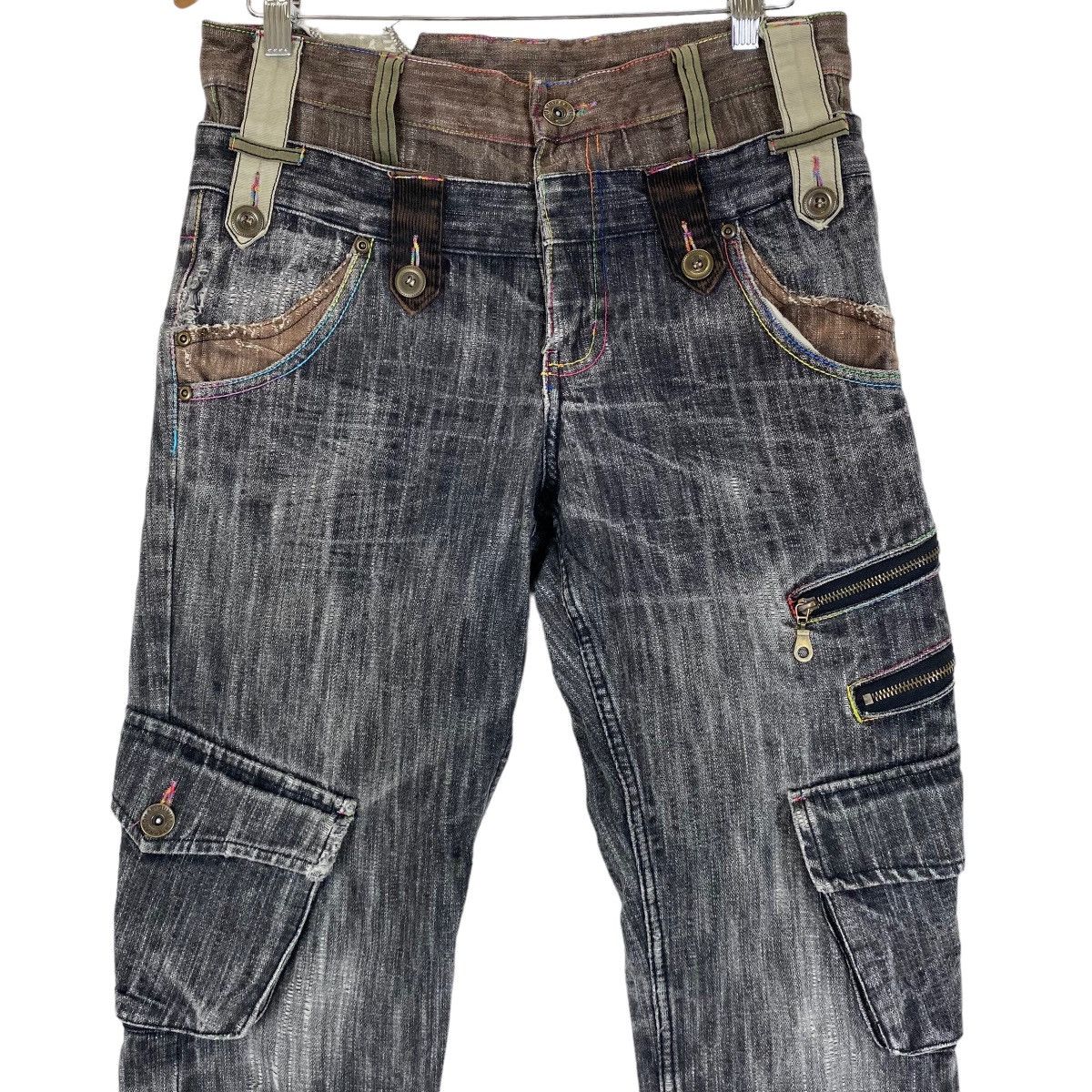 Japanese Brand ☀️Gumu Intl Japanese style jeans multipocket Size US 32 / EU 48 - 3 Thumbnail