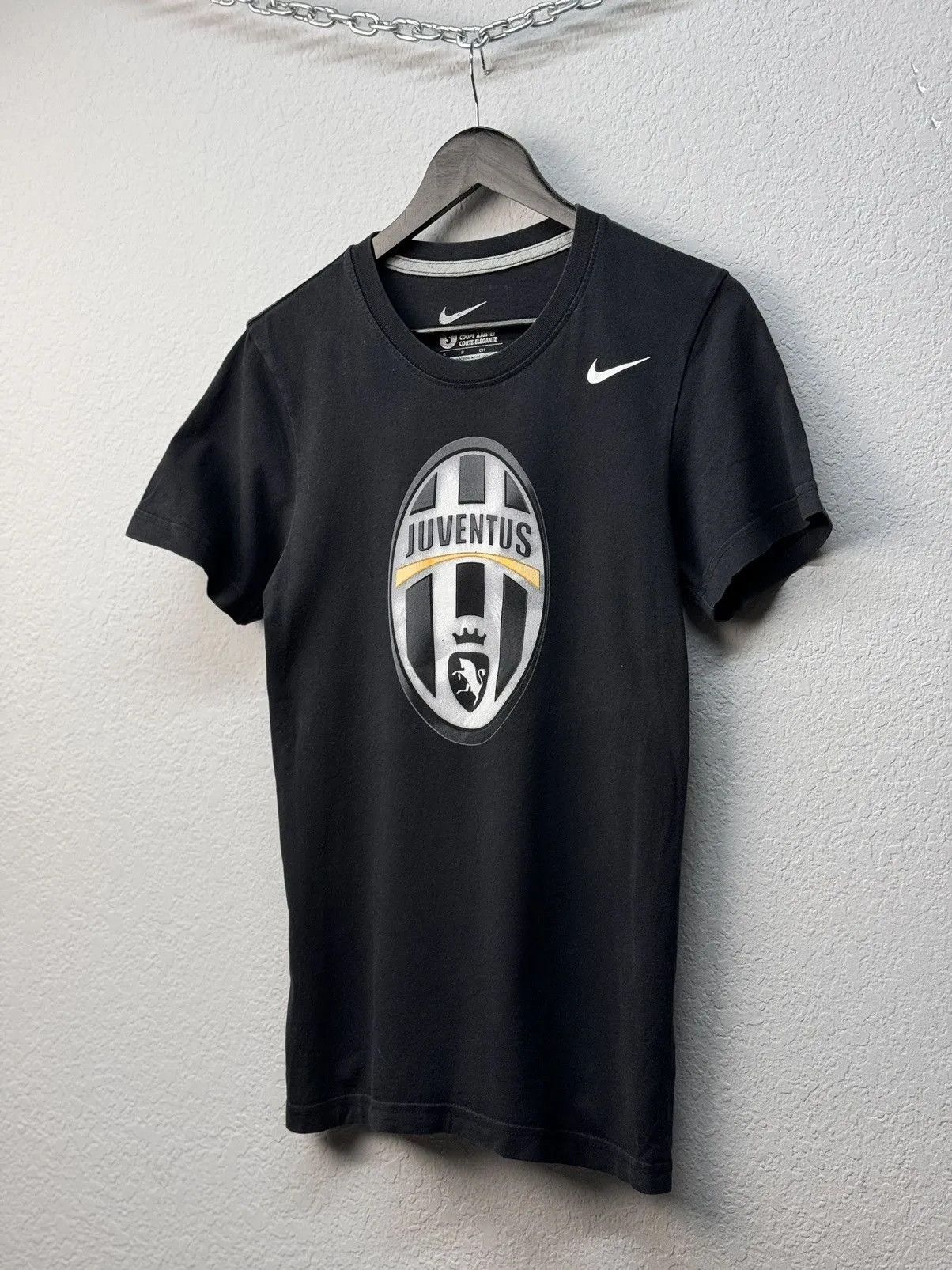 Nike JUVENTUS 2012/13 SOCCER FOOTBALL SHIRT JERSEY NIKE Size US S / EU 44-46 / 1 - 2 Thumbnail