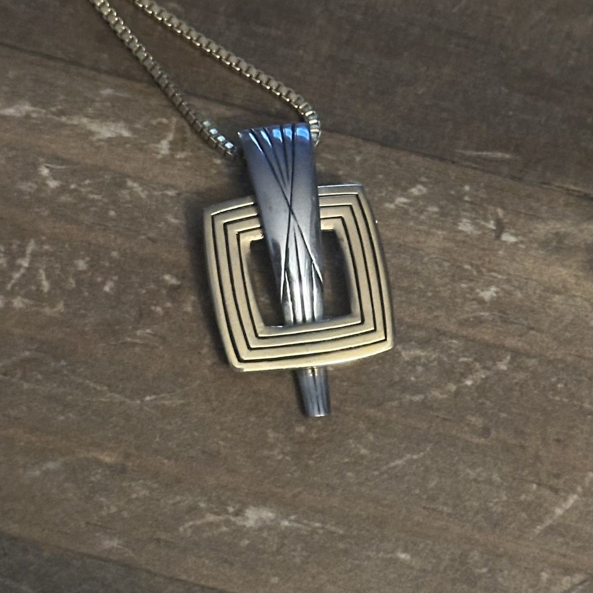 Vintage Vintage two tone abstract pendant necklace Size ONE SIZE - 3 Thumbnail