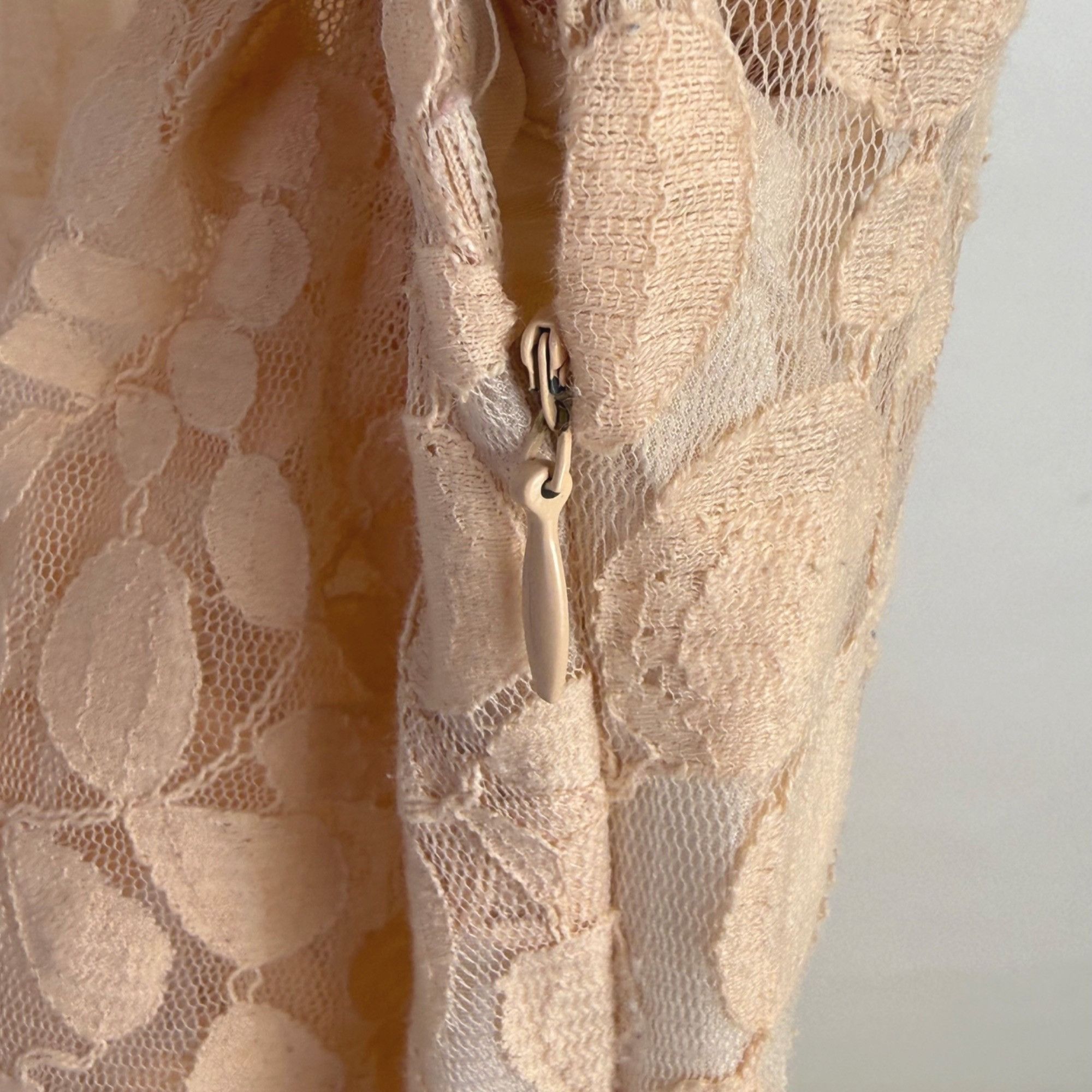 Free People Free People Lace Overlay Skater Dress 3/4-Sleeve Asymmetrica Size M / US 6-8 / IT 42-44 - 6 Thumbnail