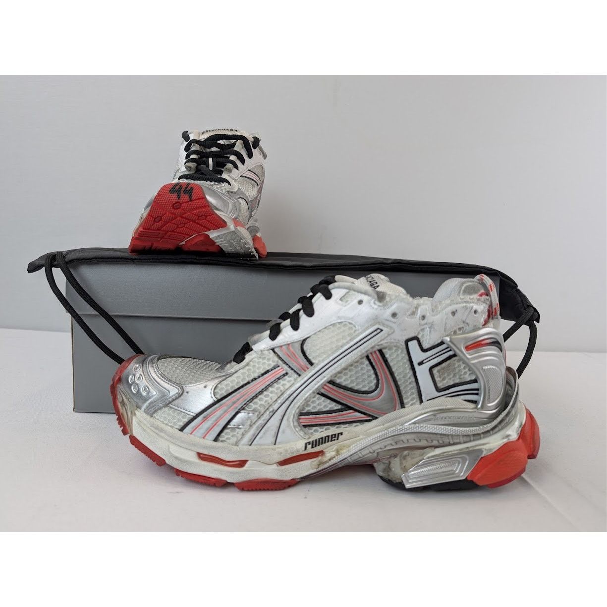 Balenciaga o1rshd1 Mesh Rubber Runners in White/Red/Black Size US 11 / EU 44 - 20 Thumbnail