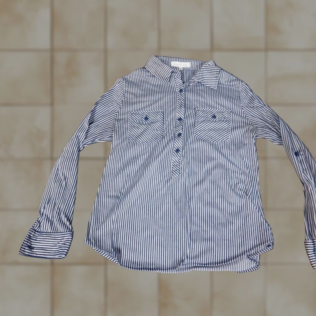 Vintage Eden & Olivia Blouse Womens Petites PM Dolman Long Sleeve Blue Striped Collared Pullover Casual Regular Stretch Dog Theme Viscose Down Size M / US 6-8 / IT 42-44 - 1 Thumbnail