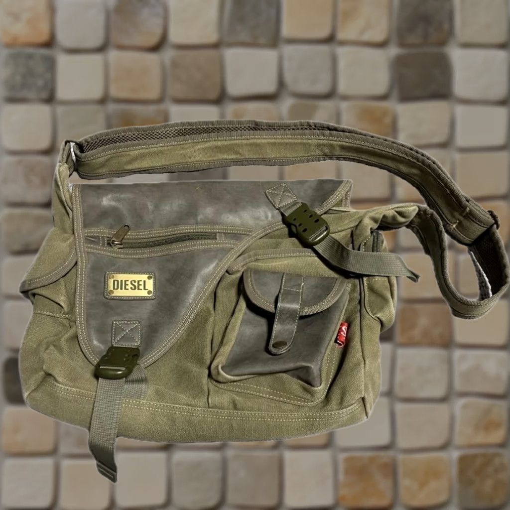 Diesel × Streetwear × Vintage Diesel Spare Parts Y2K 00s crossbody