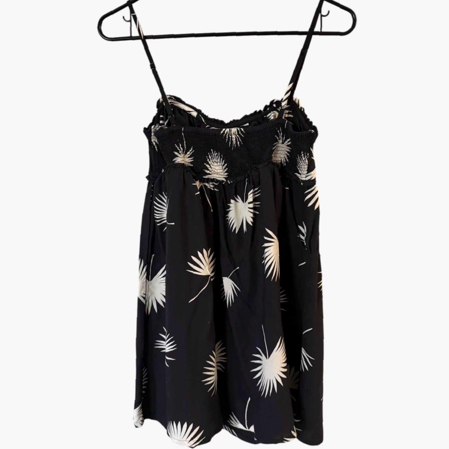 Volcom Volcom Palm Things Mini Cami Dress Black Smocked Sleeveless Women's Size S Size S / US 4 / IT 40 - 4 Thumbnail