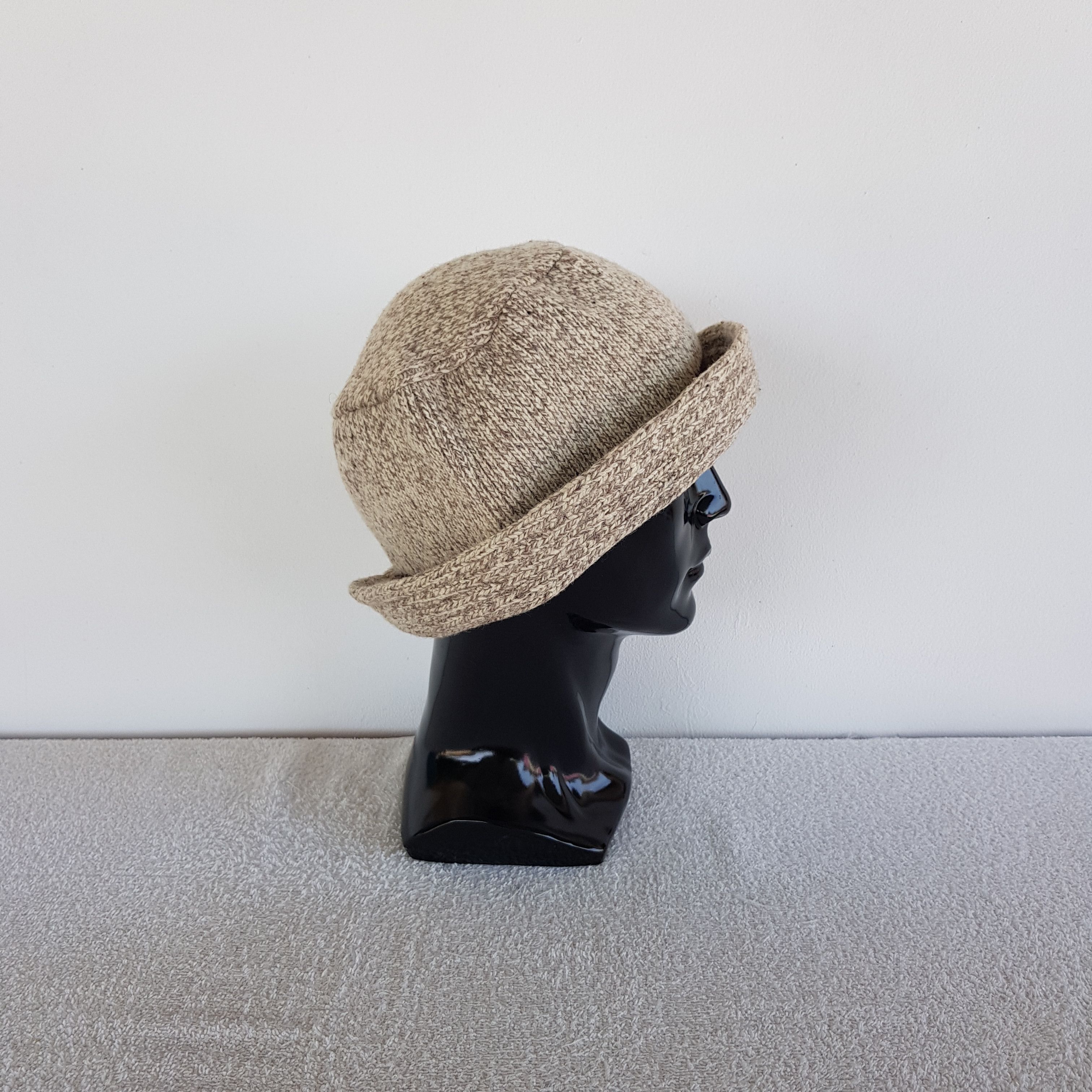 Japanese Brand Vintage Unknown Japanese Brand Y2K Beanie Snow Caps Hats Size ONE SIZE - 3 Thumbnail