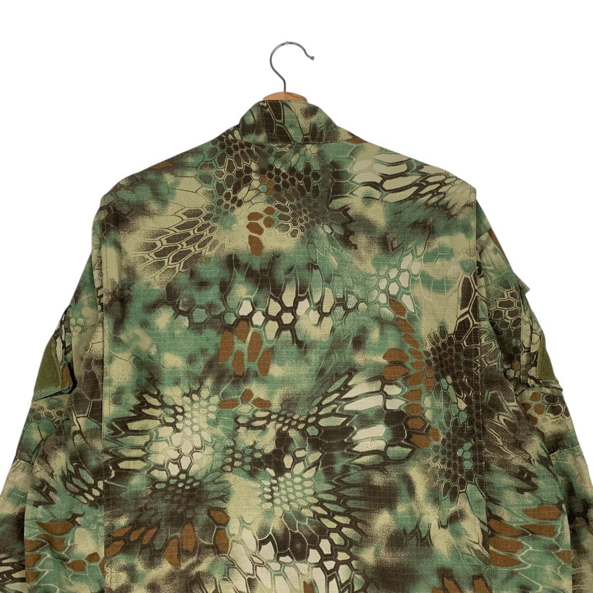 Other Military Battle Dress Uniform Camouflage Jacket Size US XL / EU 56 / 4 - 8 Thumbnail