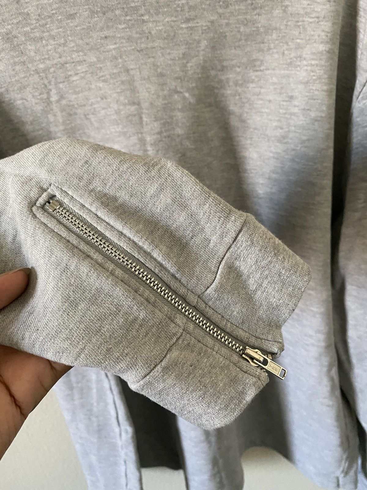 Asos ASOS Sweatshirt With Waffle Hem & Cuff Zips Size US XL / EU 56 / 4 - 5 Thumbnail