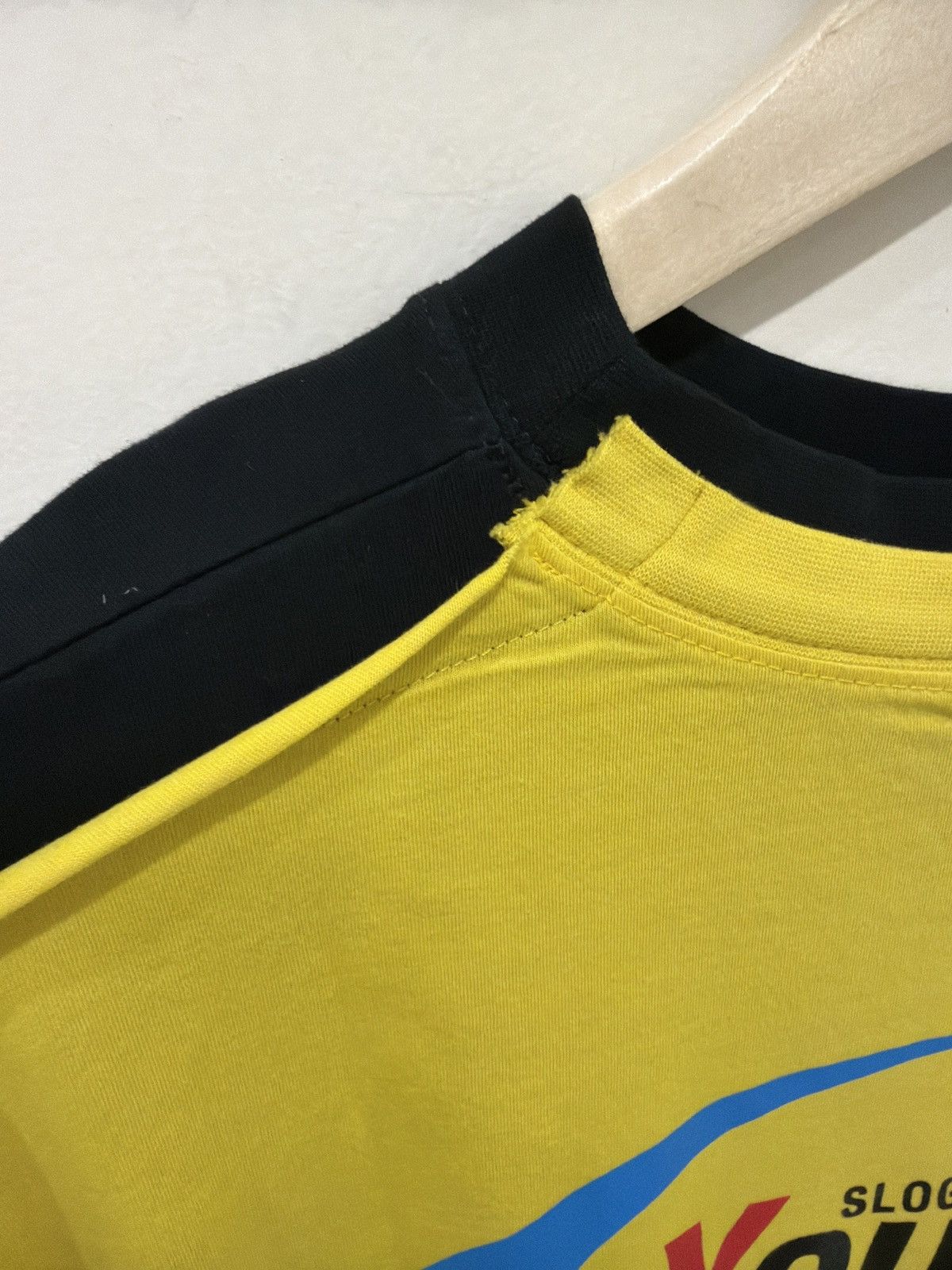 Vetements Vetements Slogan Longsleeve Size US S / EU 44-46 / 1 - 3 Thumbnail