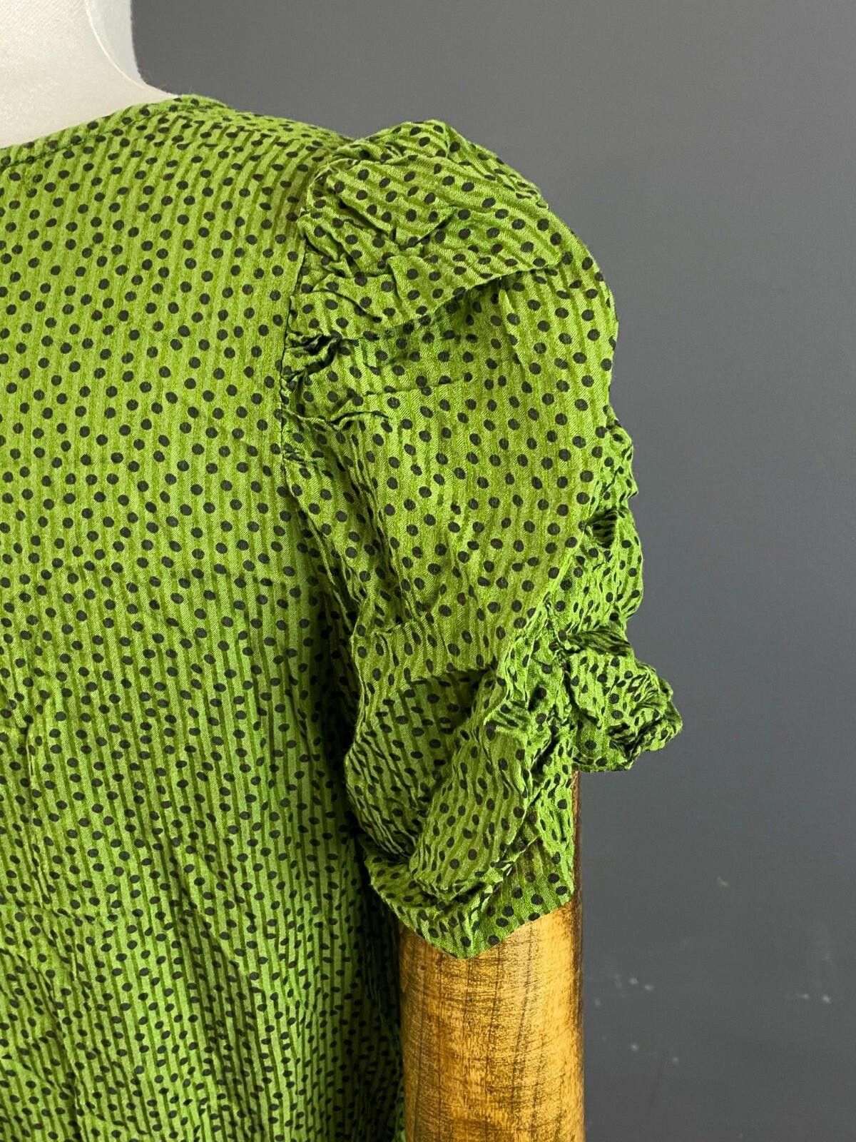 Gianni Valentino Ganni Green Dotty Short Sleeve V-Neck Peged Dress Size M Size M / US 6-8 / IT 42-44 - 10 Thumbnail