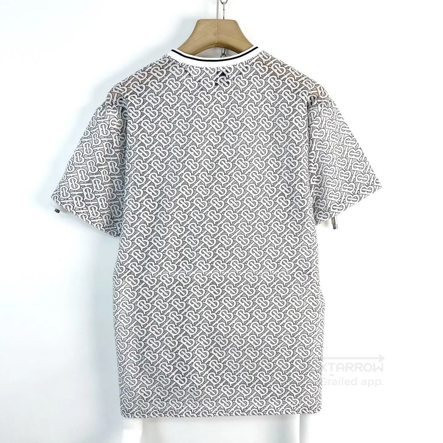 Burberry Burberry TB Logo Mesh Short-Sleeve Top. Size S / US 4 / IT 40 - 2 Thumbnail