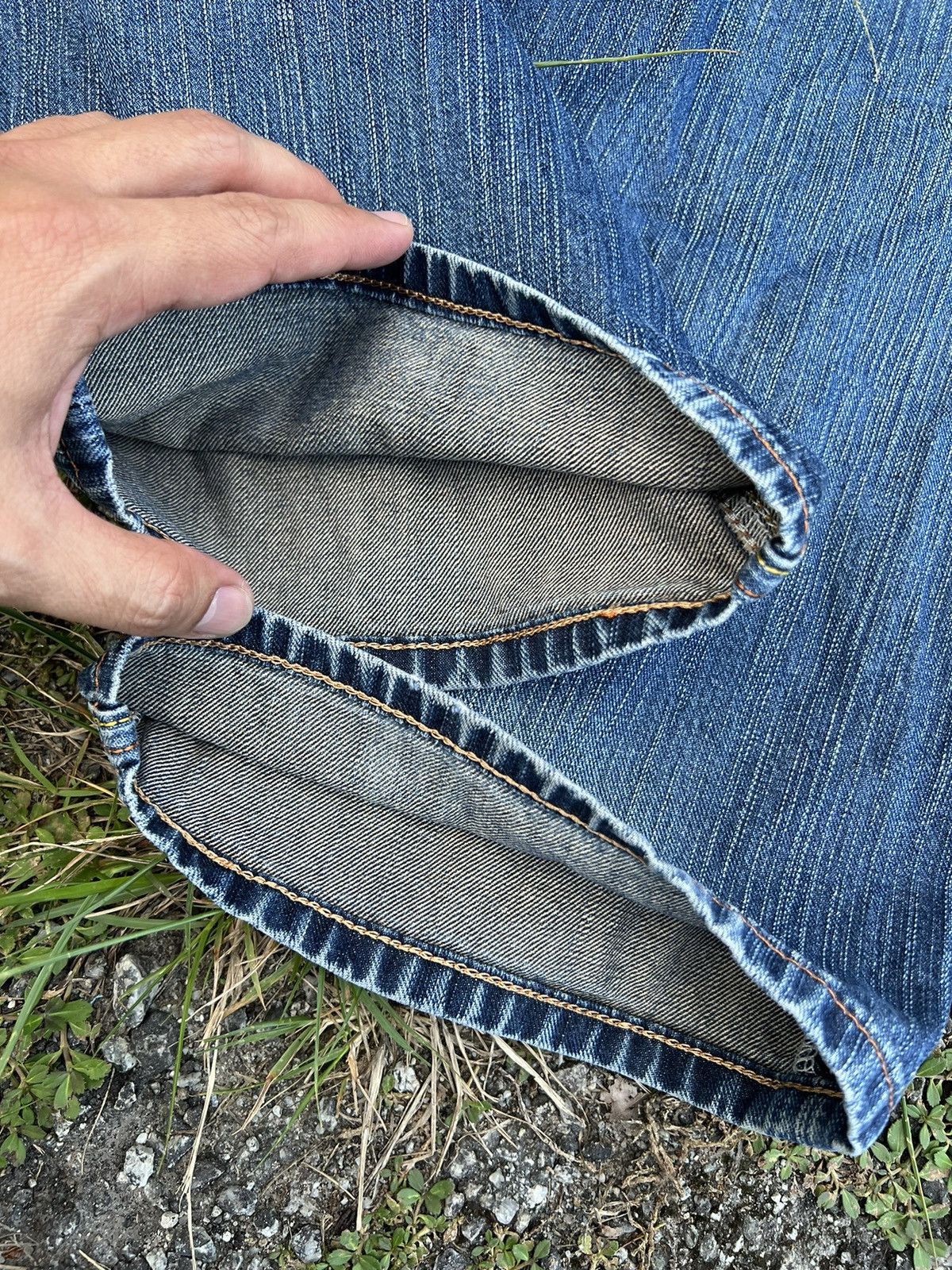 Edwin × Japanese Brand VTG EDWIN DISTRESSED FLARE JEANS VERY RARE Size US 32 / EU 48 - 6 Thumbnail