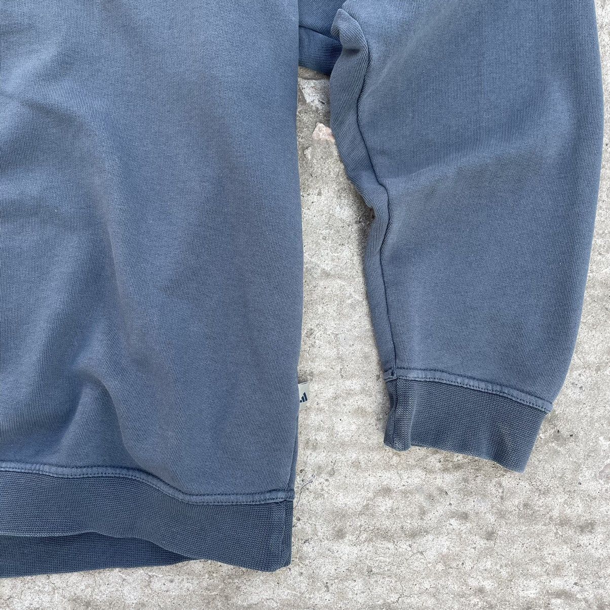 Adidas Vintage Adidas Sweatshirt Small Logo Y2K 90s Style USA Size US M / EU 48-50 / 2 - 4 Thumbnail