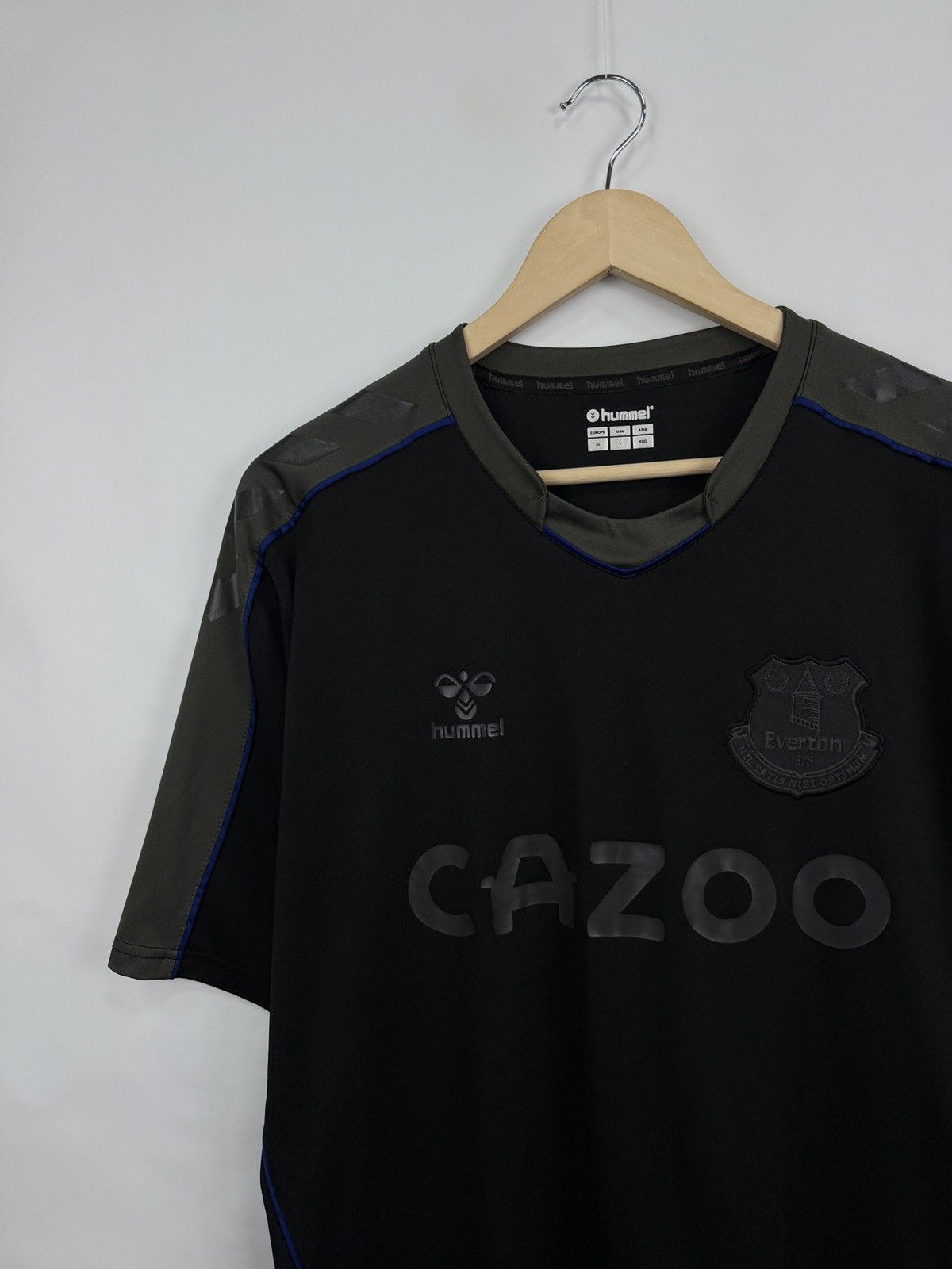 Hummel 🏴󠁧󠁢󠁥󠁮󠁧󠁿 2022 Everton Hummel Training Football Soccer Jersey Y2K Size US XL / EU 56 / 4 - 2 Thumbnail