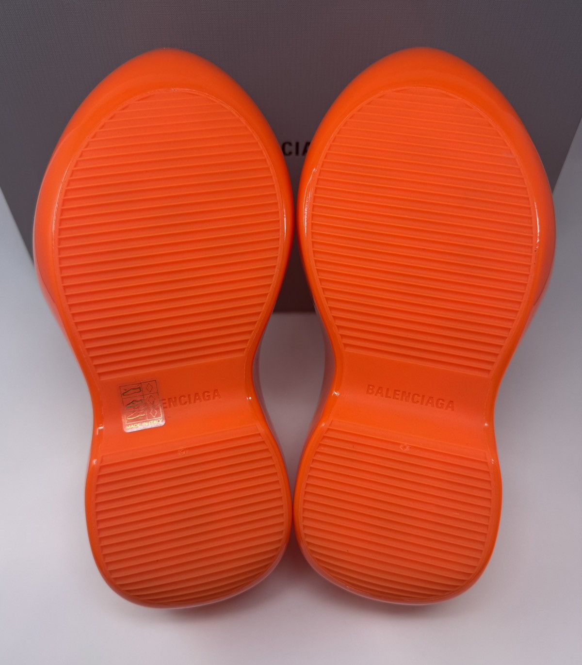 Balenciaga Balenciaga Technoclog Shiny Rubber Mules Orange Size US 8 / EU 41 - 4 Thumbnail