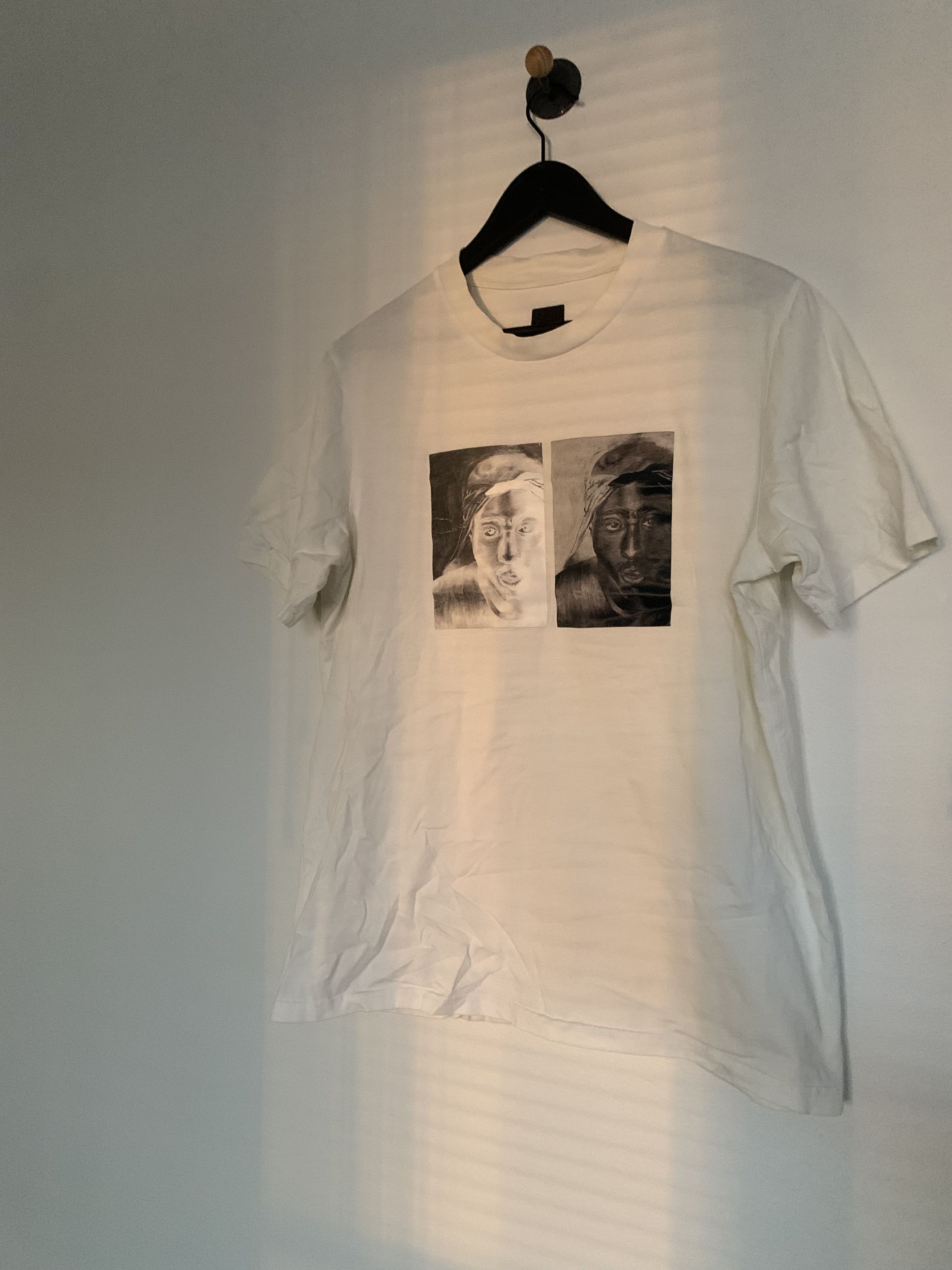 OAMC OAMC S.O.S. Tupac-print cotton-jersey T-shirt Size US S / EU 44-46 / 1 - 1 Thumbnail