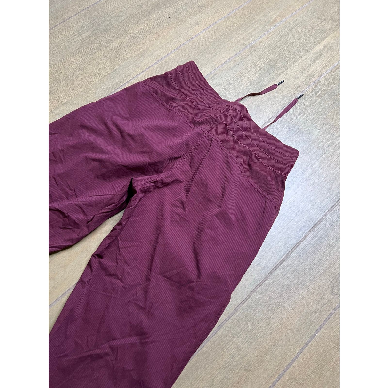 Lululemon Lululemon Women’s Maroon Dance Studio Mid-Rise Jogger Sz 6 Size US M / EU 48-50 / 2 - 10 Thumbnail