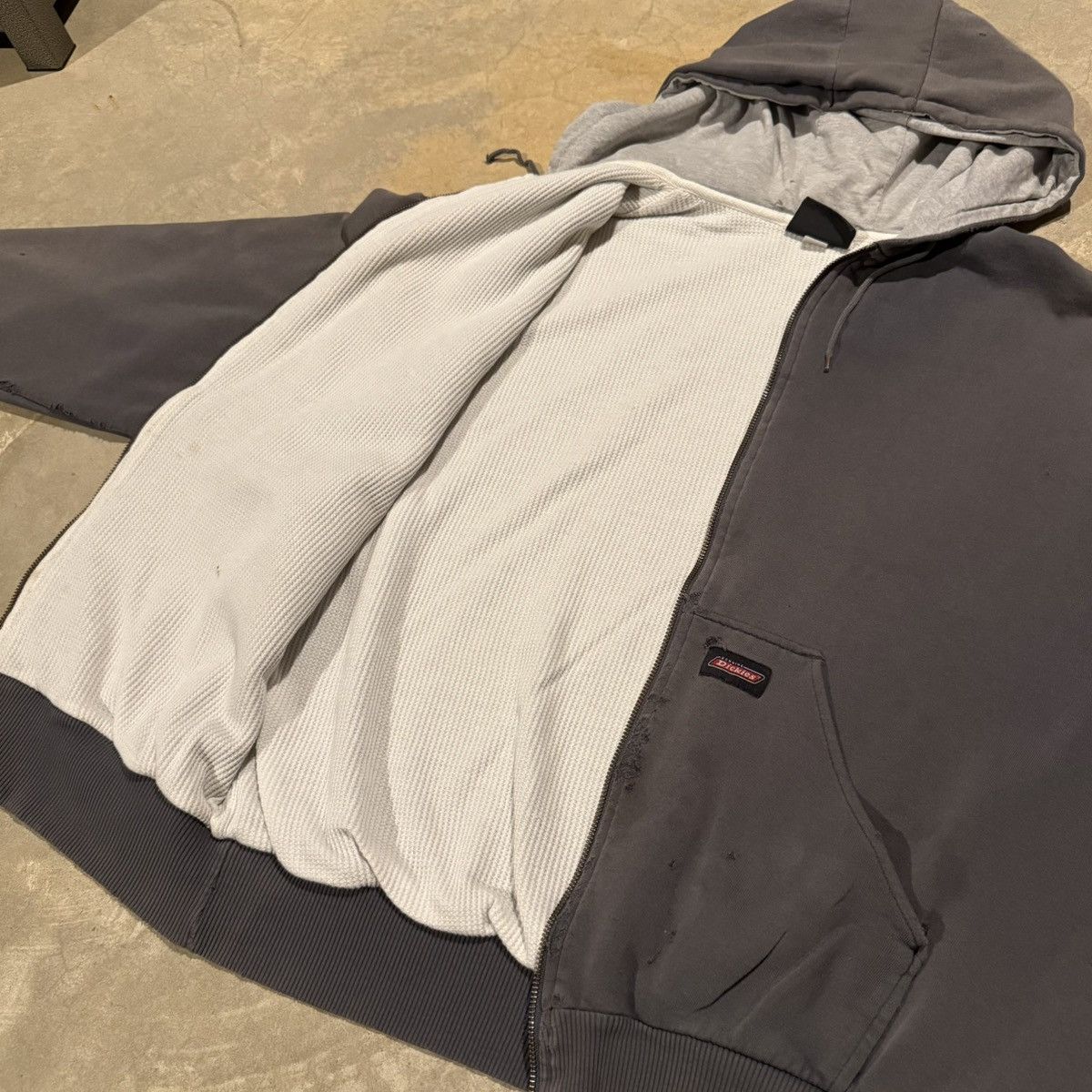 Dickies 2000s Dickies Thrashed Faded Thermal Line Hoodie ERD Grunge Size US XL / EU 56 / 4 - 7 Thumbnail