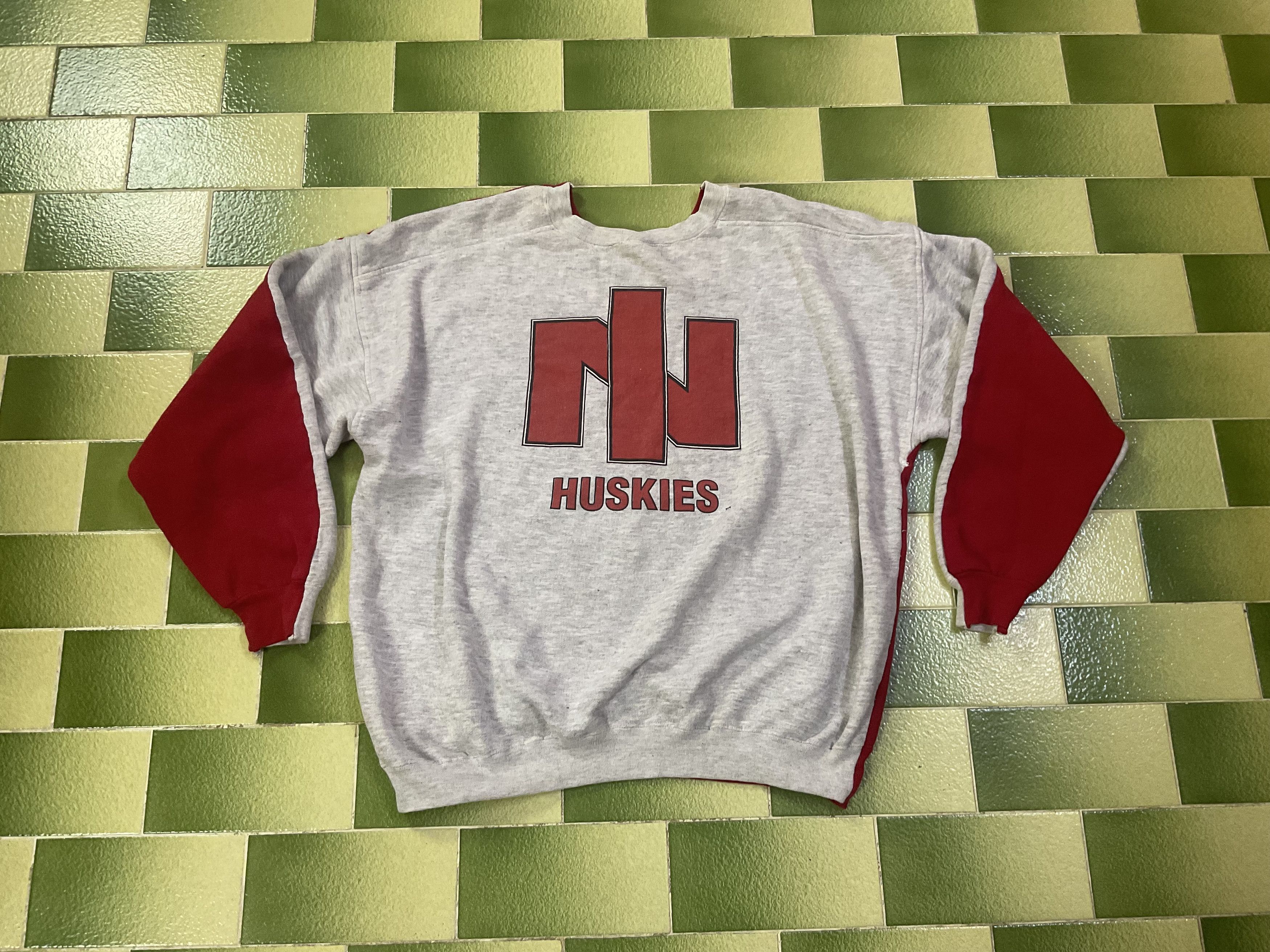 NCAA NCAA Wisconsin Badgers & NIU Huskies Two Sided Sweatshirt Size US L / EU 52-54 / 3 - 2 Thumbnail