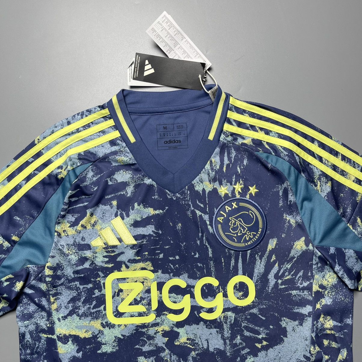 Vintage NWT AJAX ADIDAS 2024/2025 FOOTBALL AWAY JERSEY #23 BERGHUIS Size US M / EU 48-50 / 2 - 4 Thumbnail