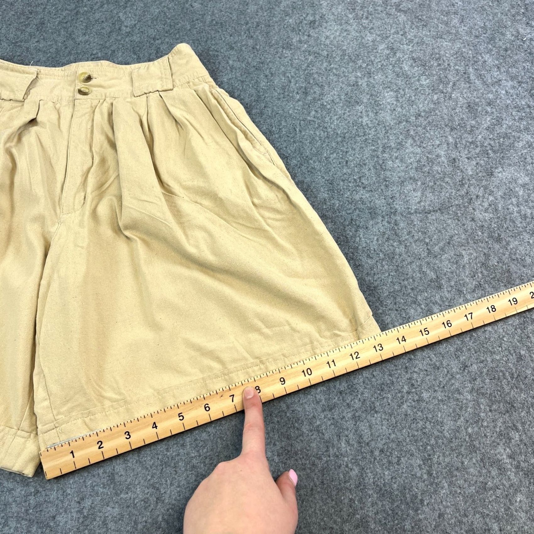 Vintage VINTAGE Outback Red Womens Bermuda Shorts 100% Silk Beige Baggy Fit Gurkha Style 6 (Adult) Womens Size 28" / US 6 / IT 42 - 4 Thumbnail