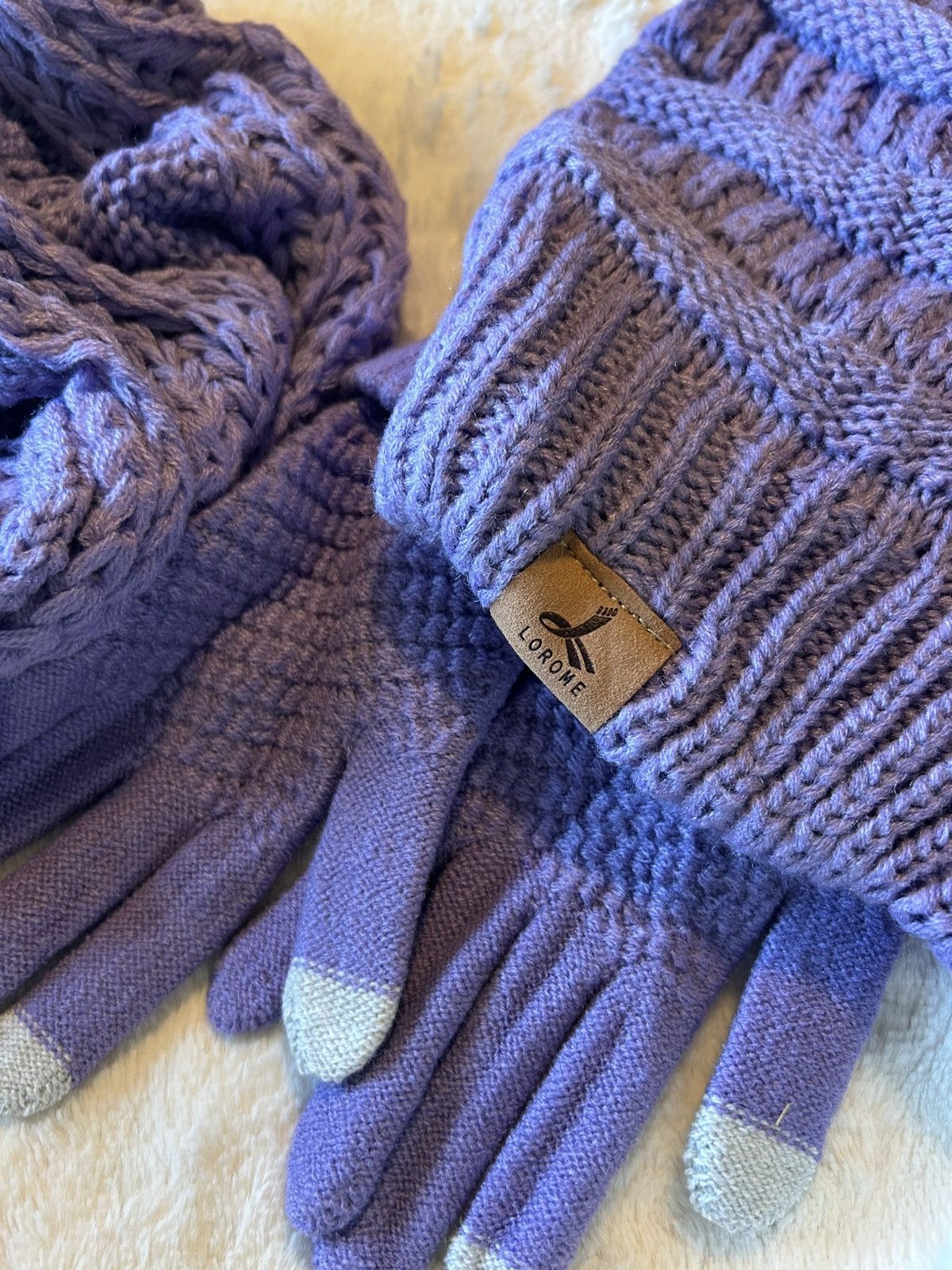 Other Winter gear Size ONE SIZE - 2 Thumbnail