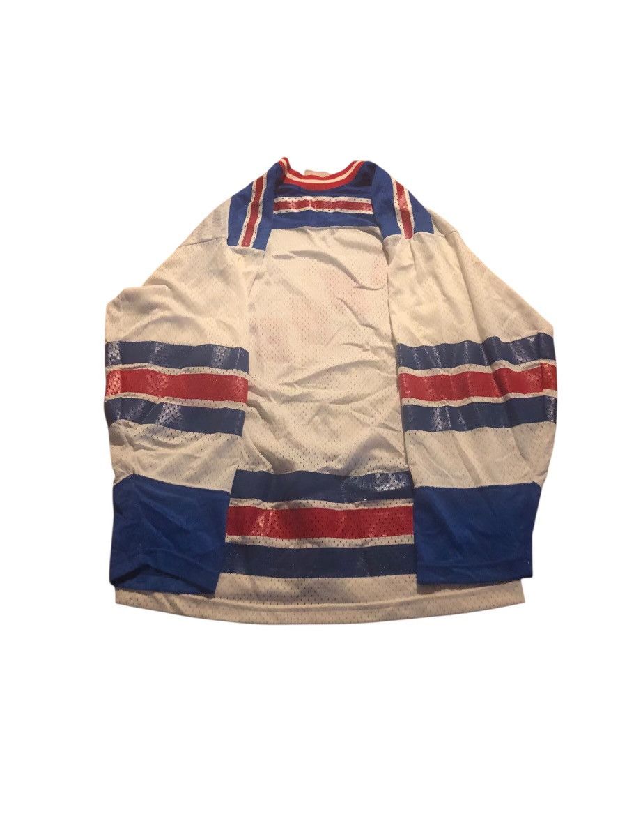 NHL Vintage 90s New York Rangers Hockey Jersey S/M Size US M / EU 48-50 / 2 - 3 Thumbnail
