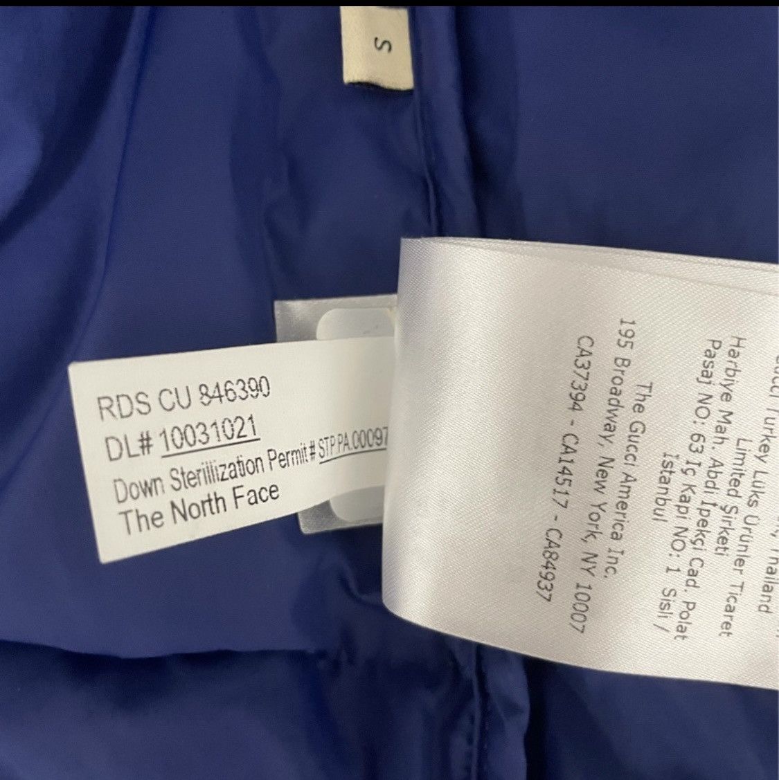 Gucci × The North Face Gucci X The North Face Puffer Jacket Rare Size S Size US S / EU 44-46 / 1 - 9 Thumbnail