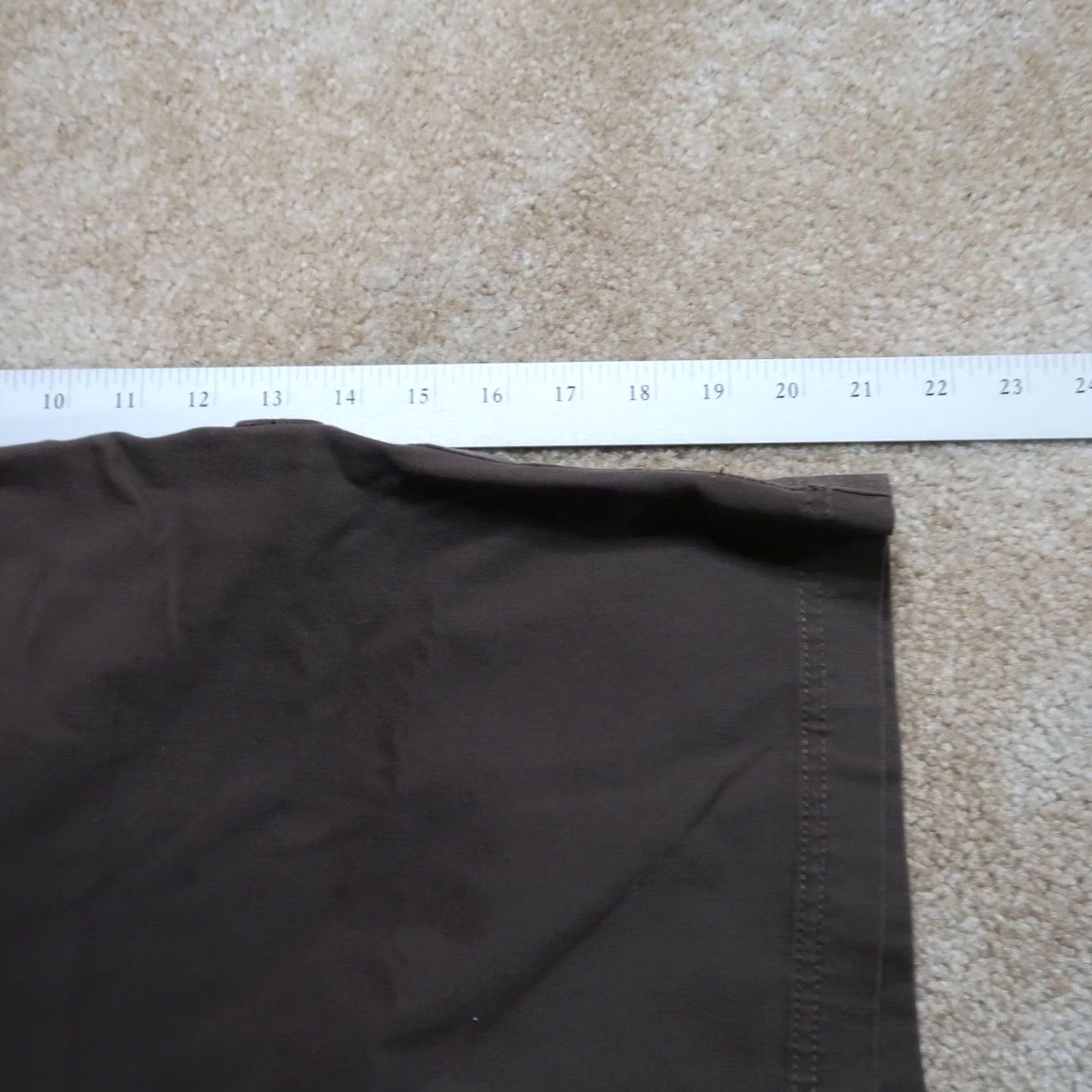 Vintage VINTAGE CAT Carpenter Shorts Mens 40 Brown Canvas Workwear Bermuda 5-Pocket Design Regular Mid Rise Jeans Style Workwear Mens Brown Canvas Shorts Size US 40 / EU 56 - 7 Thumbnail