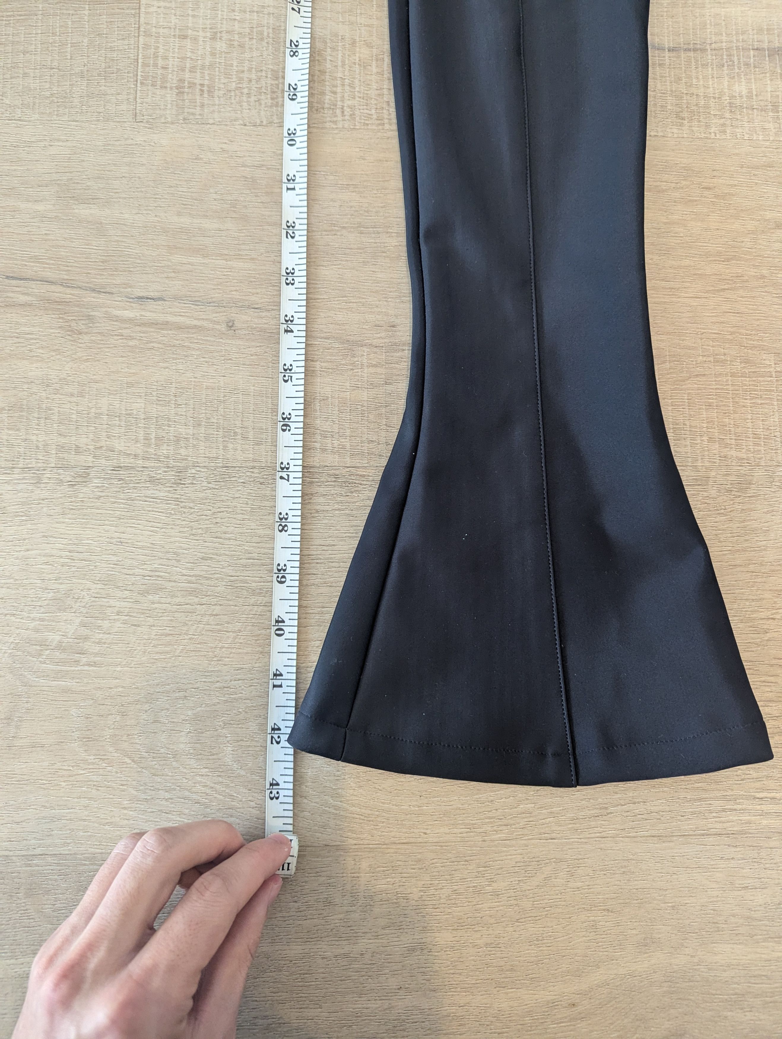 H&M × Mugler Mugler X H&M Flared Cut Out Jersey Pants Size 26" / US 2 / IT 38 - 11 Thumbnail