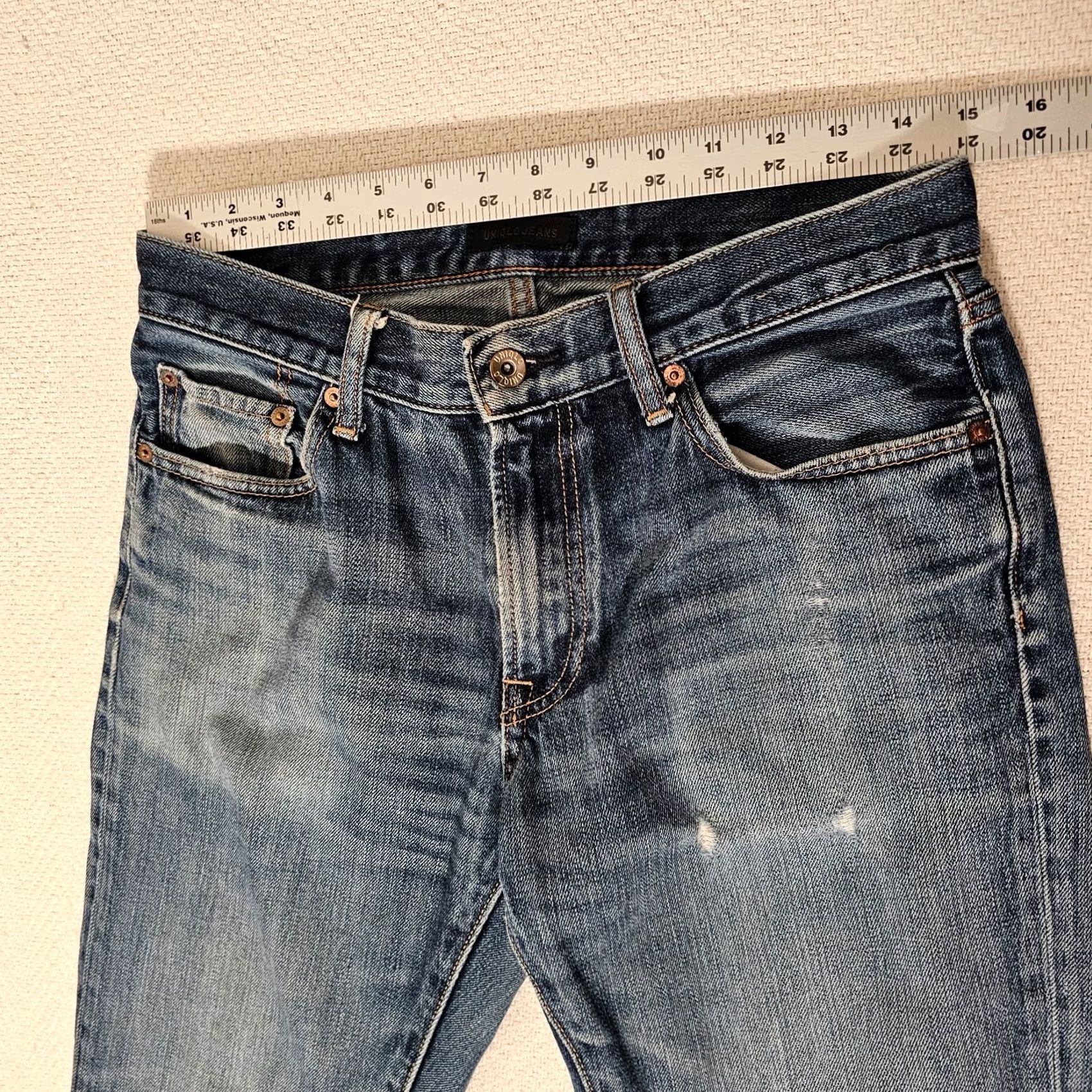 Uniqlo UNIQLO Jeans Men 30x32 Blue Medium Wash Distressed Cotton Denim Slim Straight 5-Pocket Belt Loops Vintage No Womens Mens Size US 30 / EU 46 - 5 Thumbnail