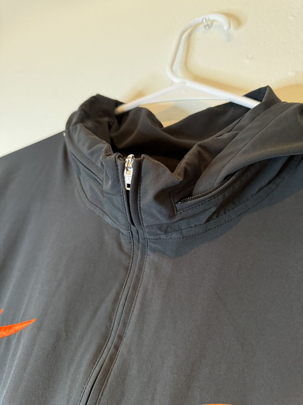 Nike Nike Woven Player Issue HOT Jacket Short-Sleeve Sz L Size US L / EU 52-54 / 3 - 7 Thumbnail