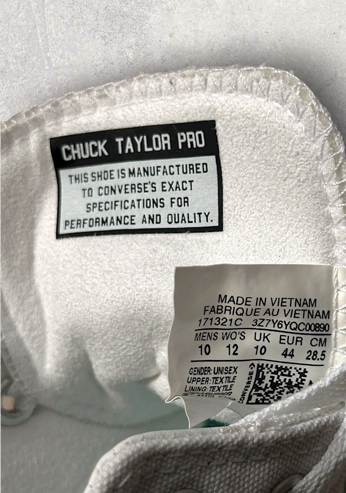 Converse Converse White Out High Tops Size US 10 / EU 43 - 8 Thumbnail