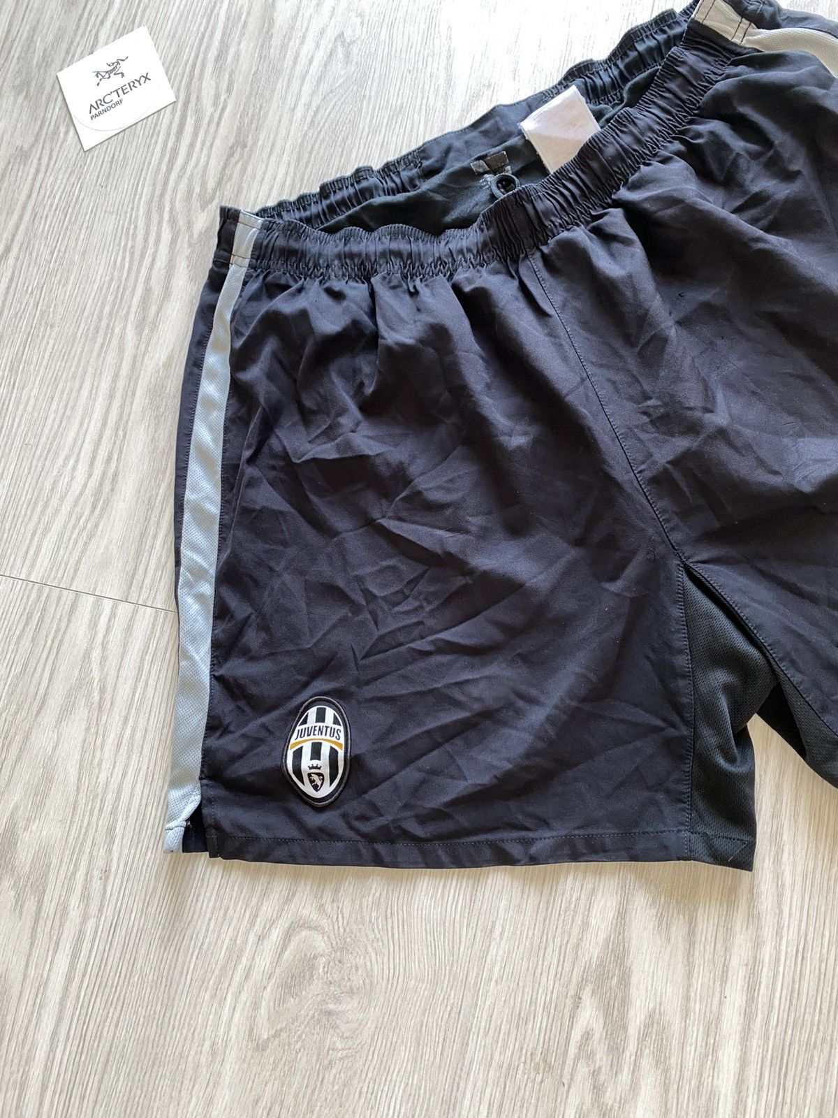 Nike × Vintage Vintage Nike Juventus Shorts Size US 38 / EU 54 - 3 Thumbnail