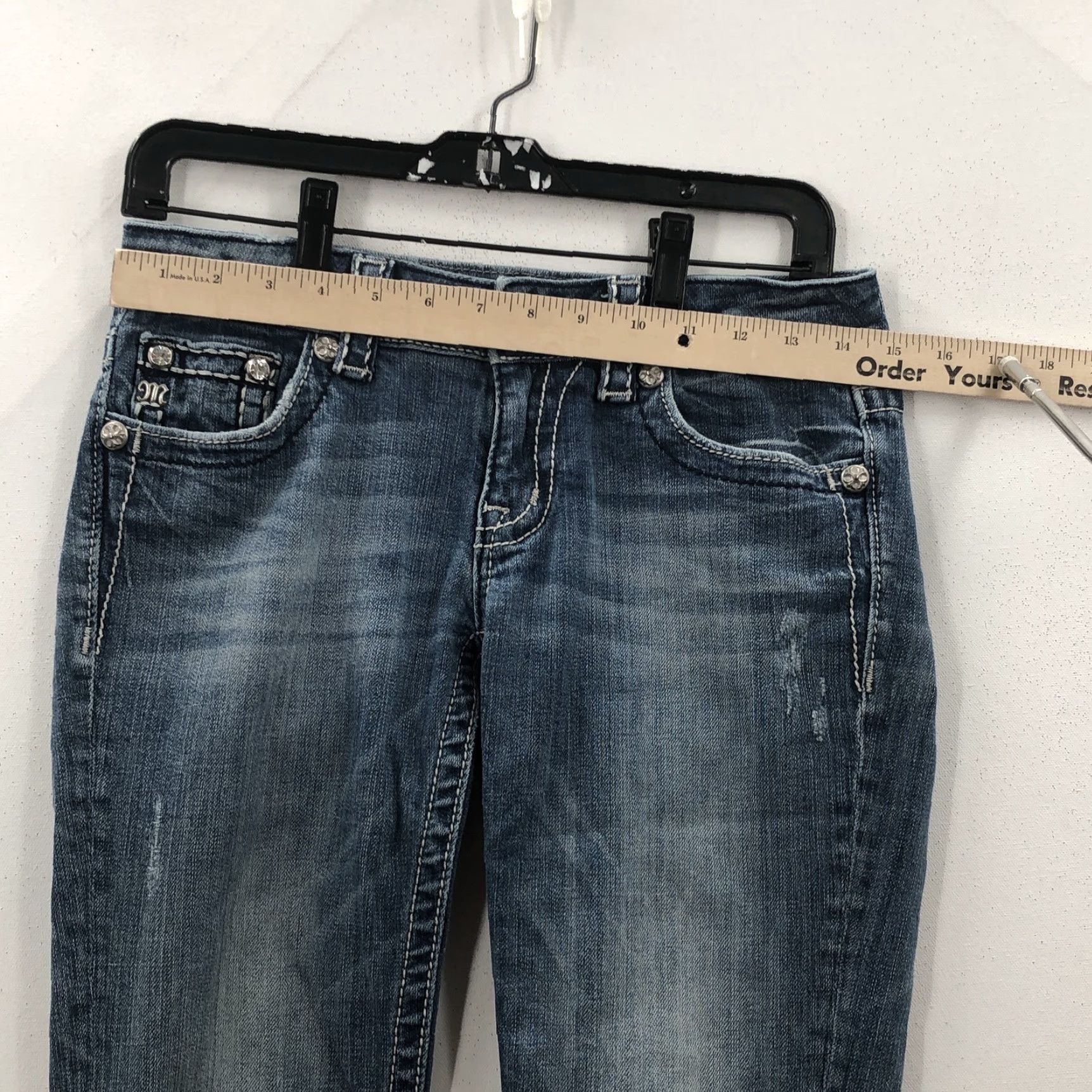 Miss Me Miss Me Jeans Womens Bootcut Denim 28 Medium Wash Pockets 5-Pocket Regular Rise 7.5in Inseam 28in Blue Size 28" / US 6 / IT 42 - 2 Thumbnail