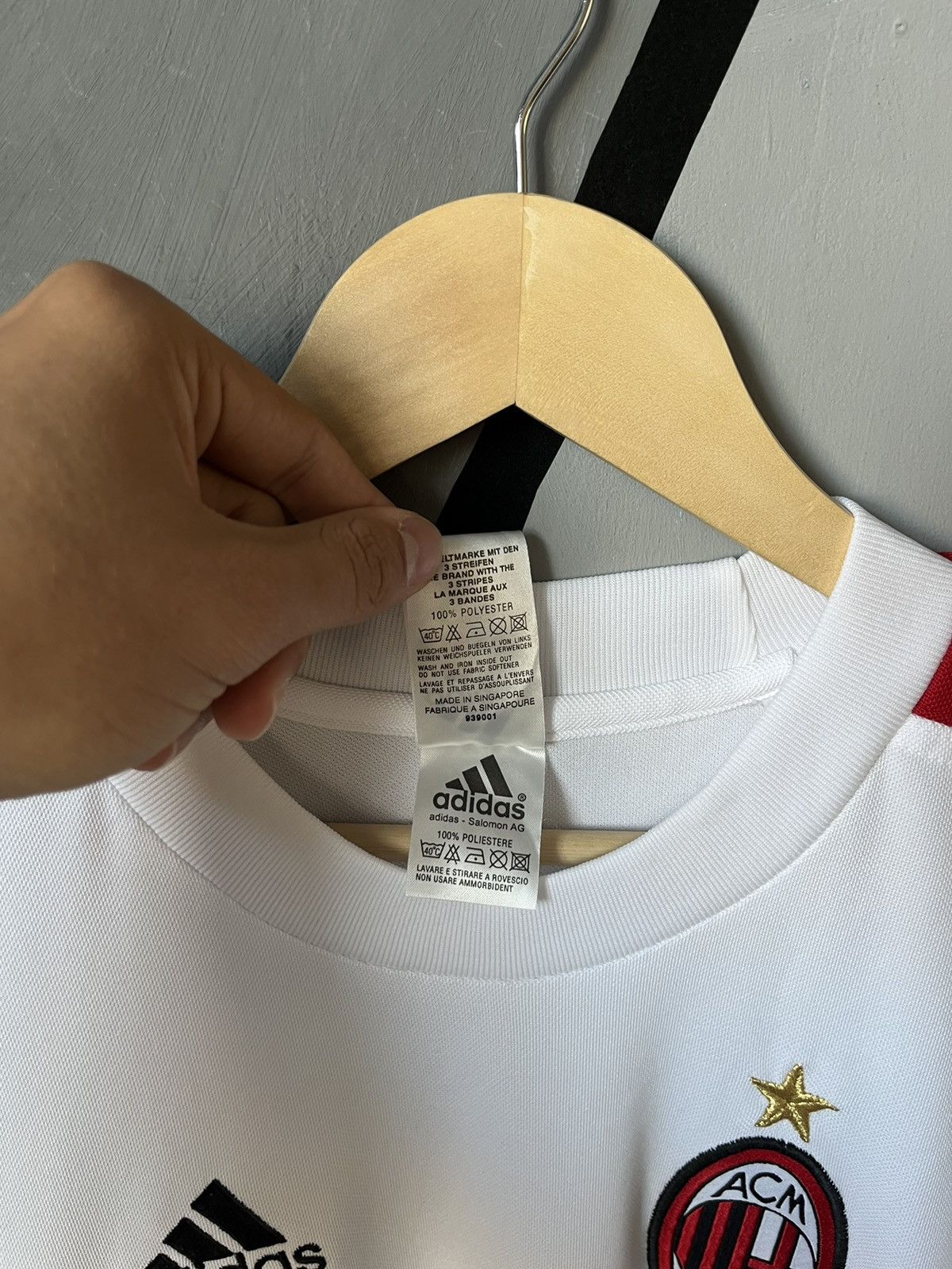 Adidas Vintage Adidas Milan Training Soccer Jersey Y2K Hype Size L Size US L / EU 52-54 / 3 - 6 Thumbnail